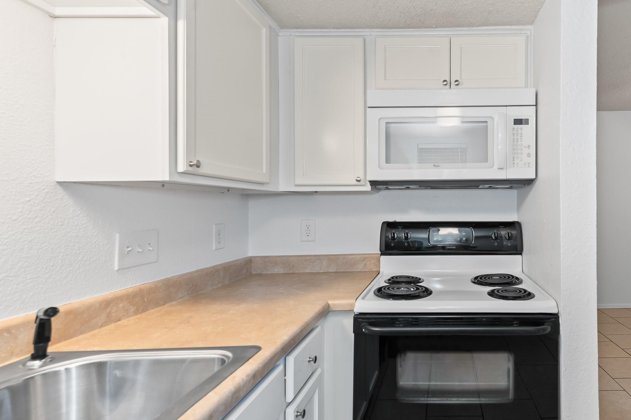 2500 Burleson Rd # 709, Austin, TX 78741