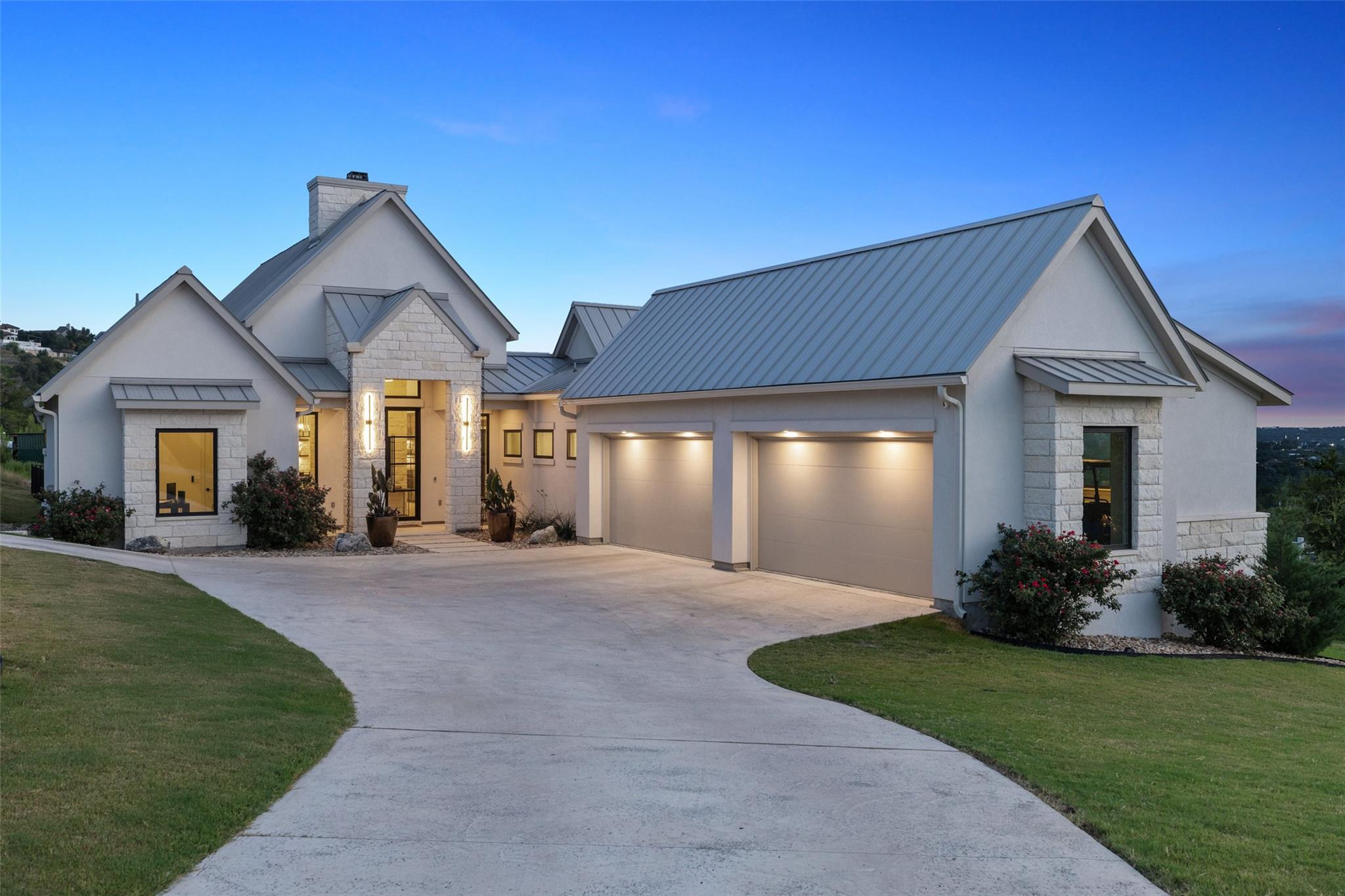 1733 Nightlife Cv, Spicewood, TX 78669