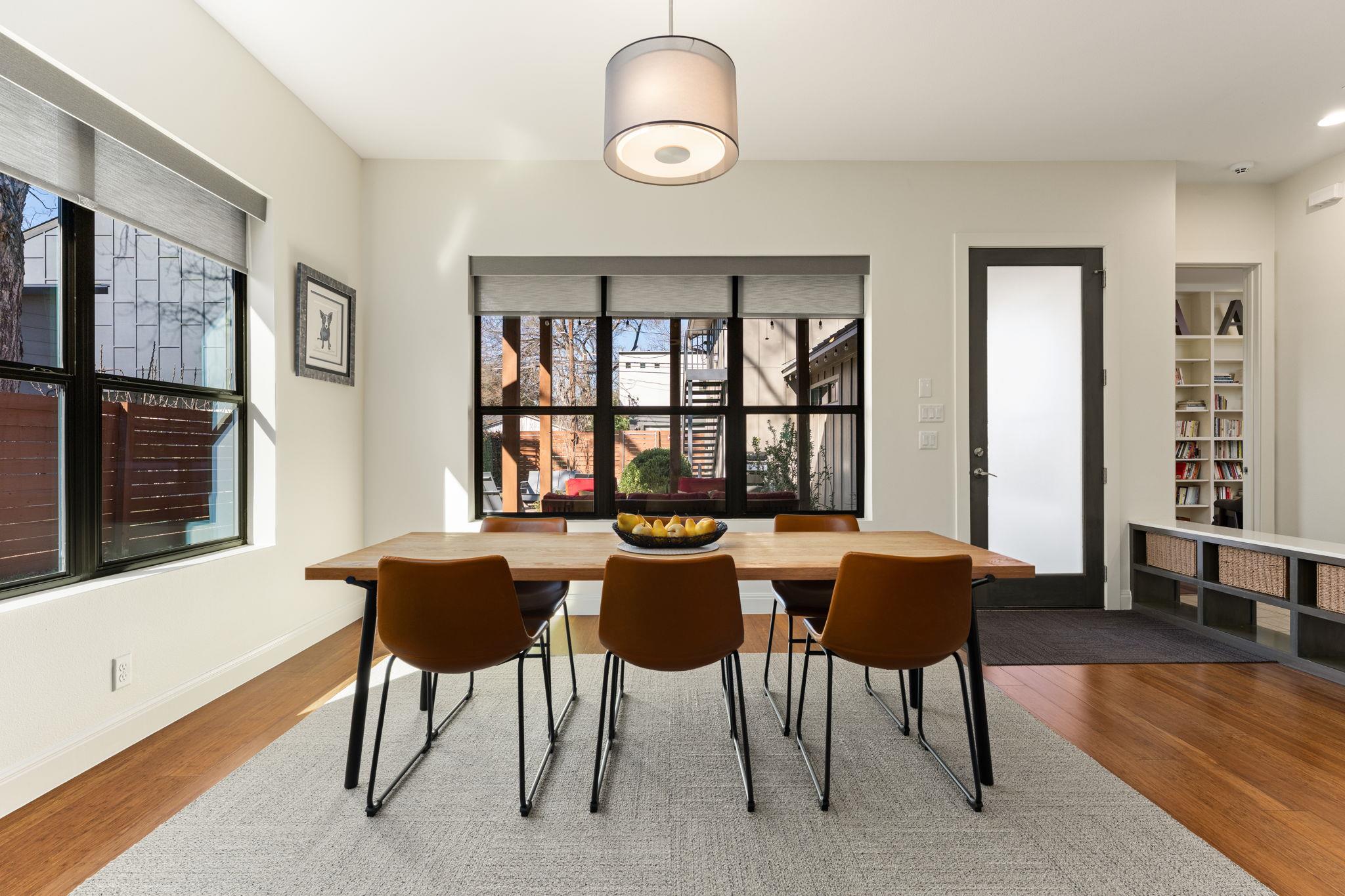 1706 Canterbury St, Austin, TX 78702