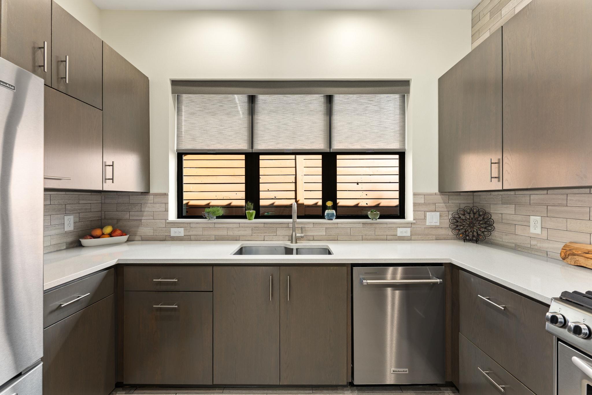 1706 Canterbury St, Austin, TX 78702