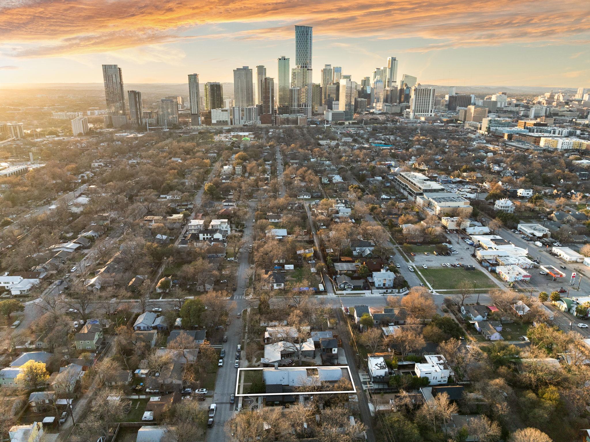 1706 Canterbury St, Austin, TX 78702