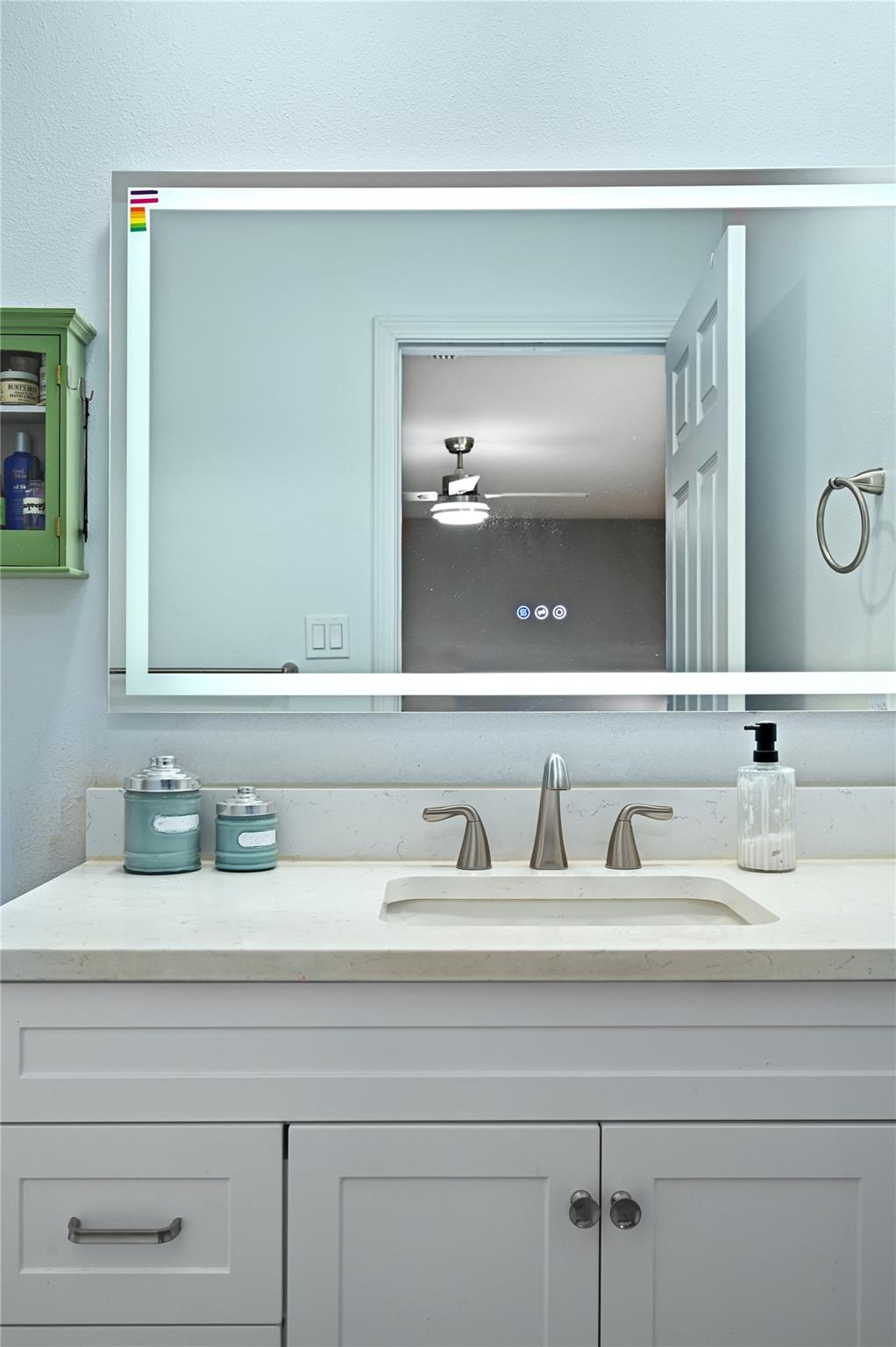 7317 Shadywood Dr, Austin, TX 78745