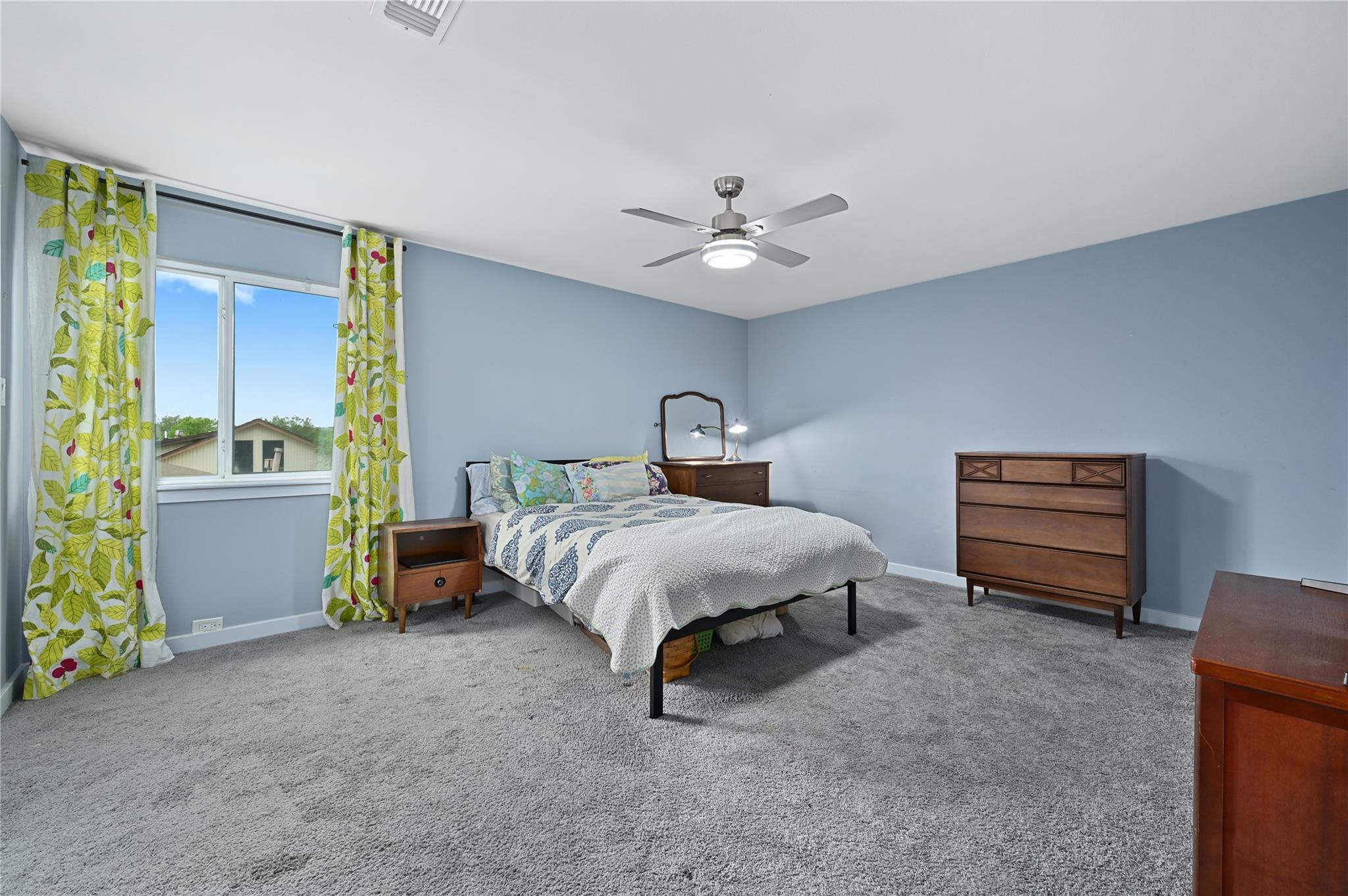 7317 Shadywood Dr, Austin, TX 78745