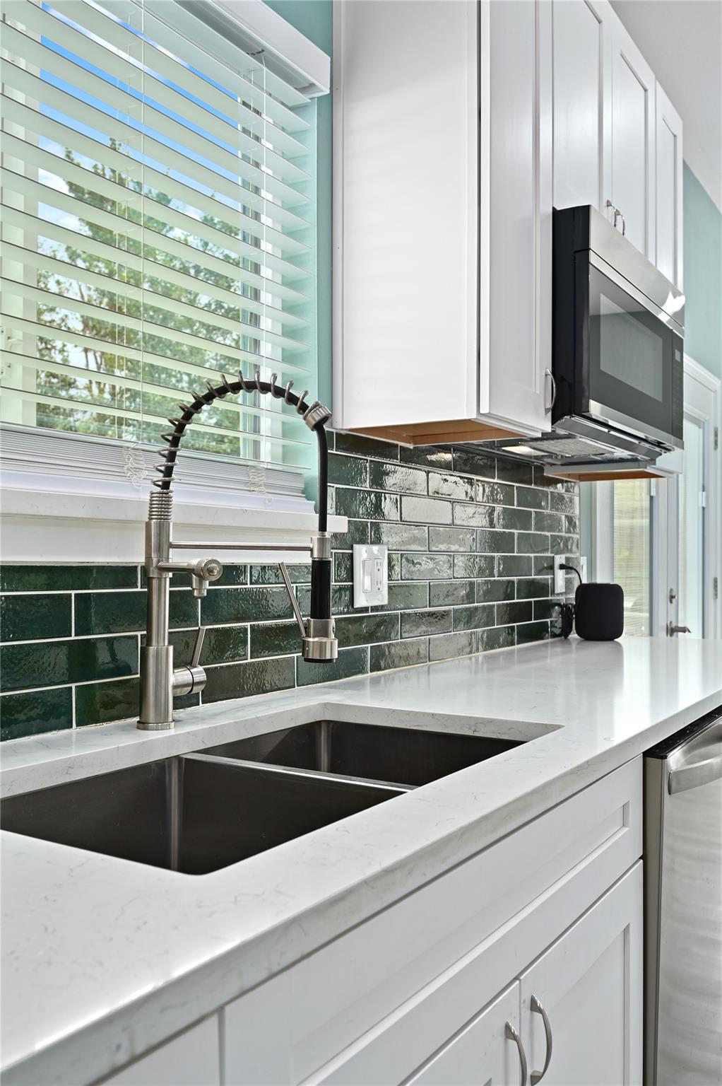 7317 Shadywood Dr, Austin, TX 78745