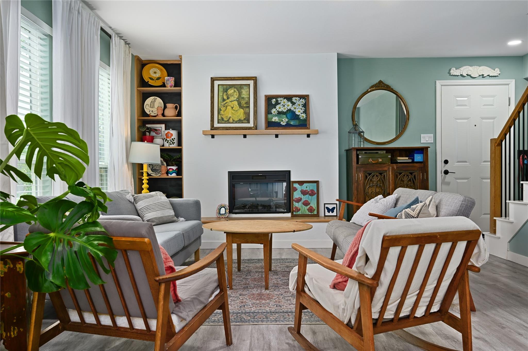 7317 Shadywood Dr, Austin, TX 78745