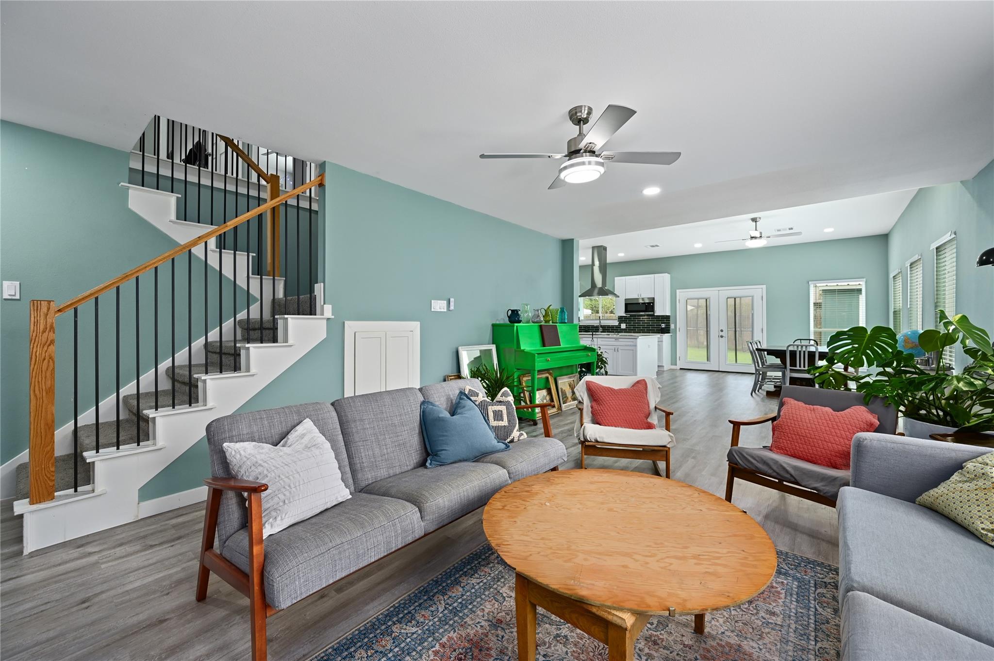 7317 Shadywood Dr, Austin, TX 78745