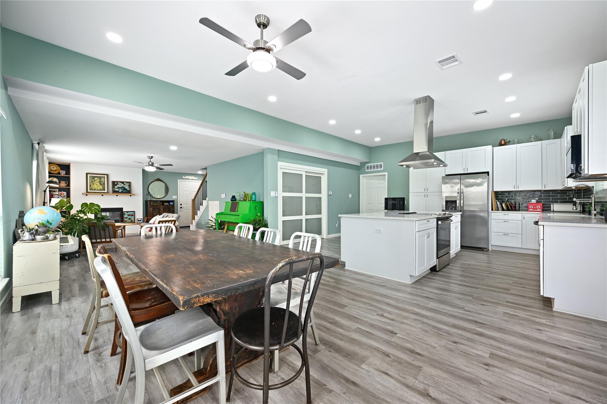 7317 Shadywood Dr, Austin, TX 78745