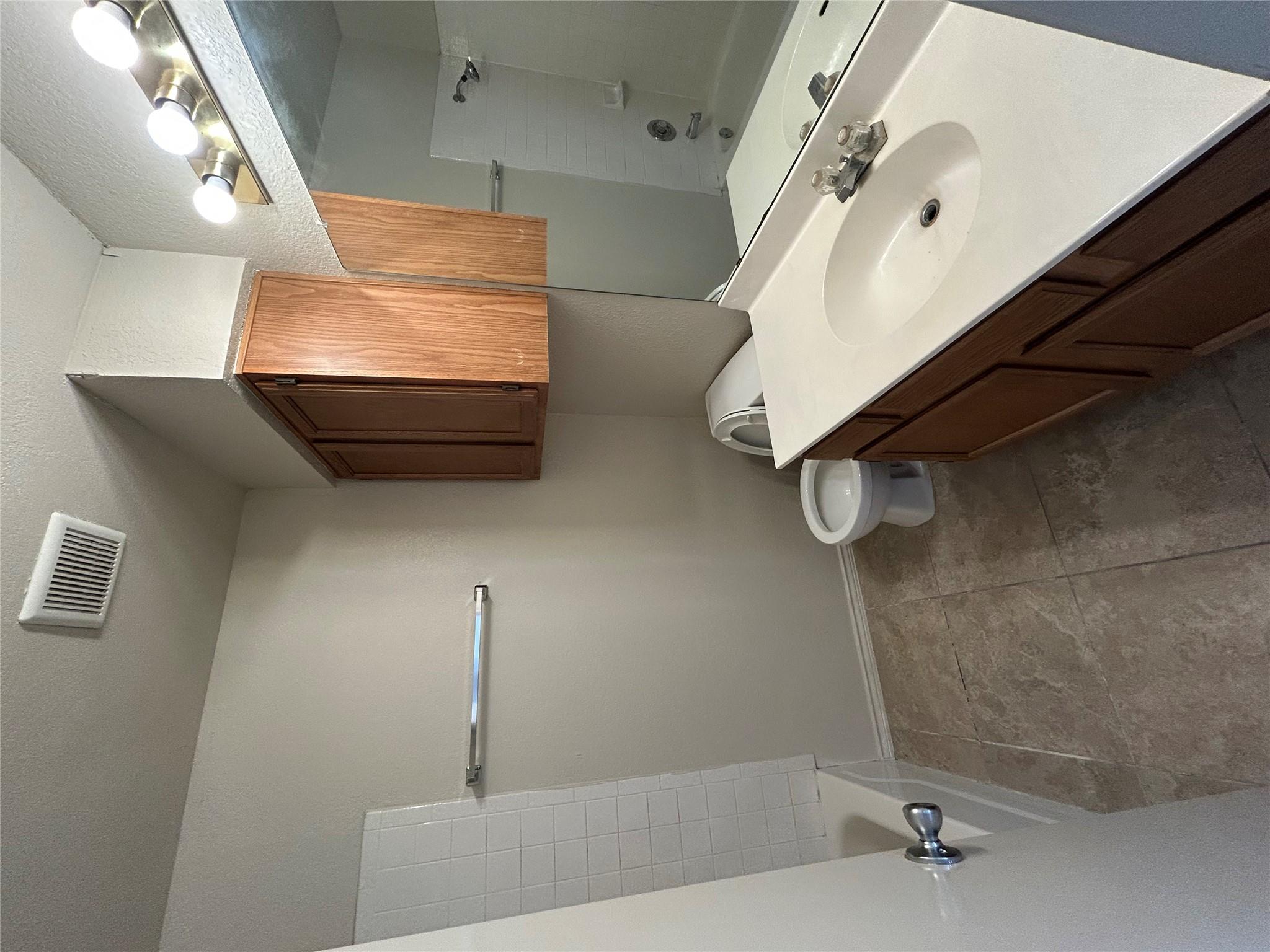 8411 Priest River Dr, Round Rock, TX 78681