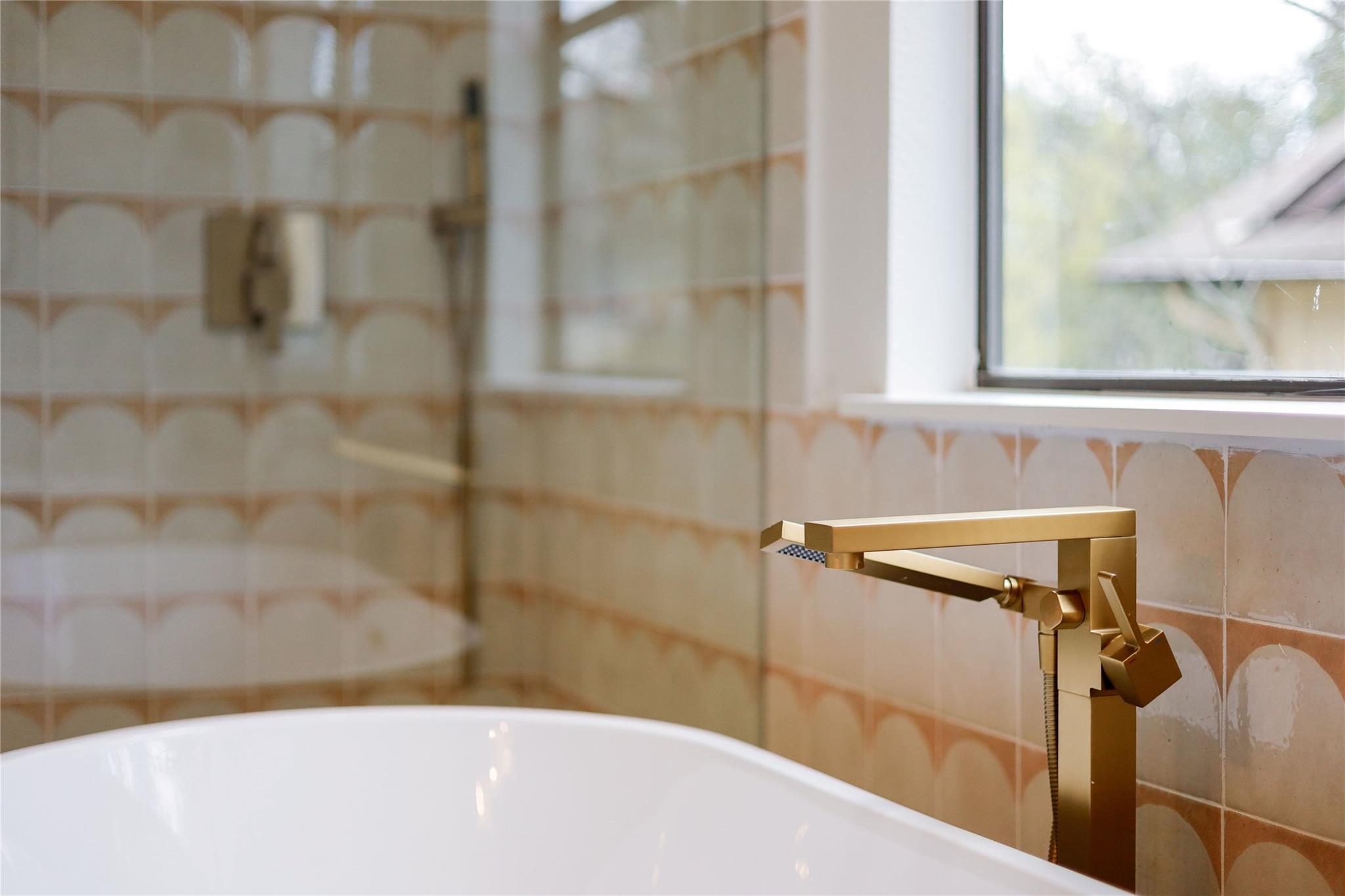 13265 Kerrville Folkway Dr, Austin, TX 78729