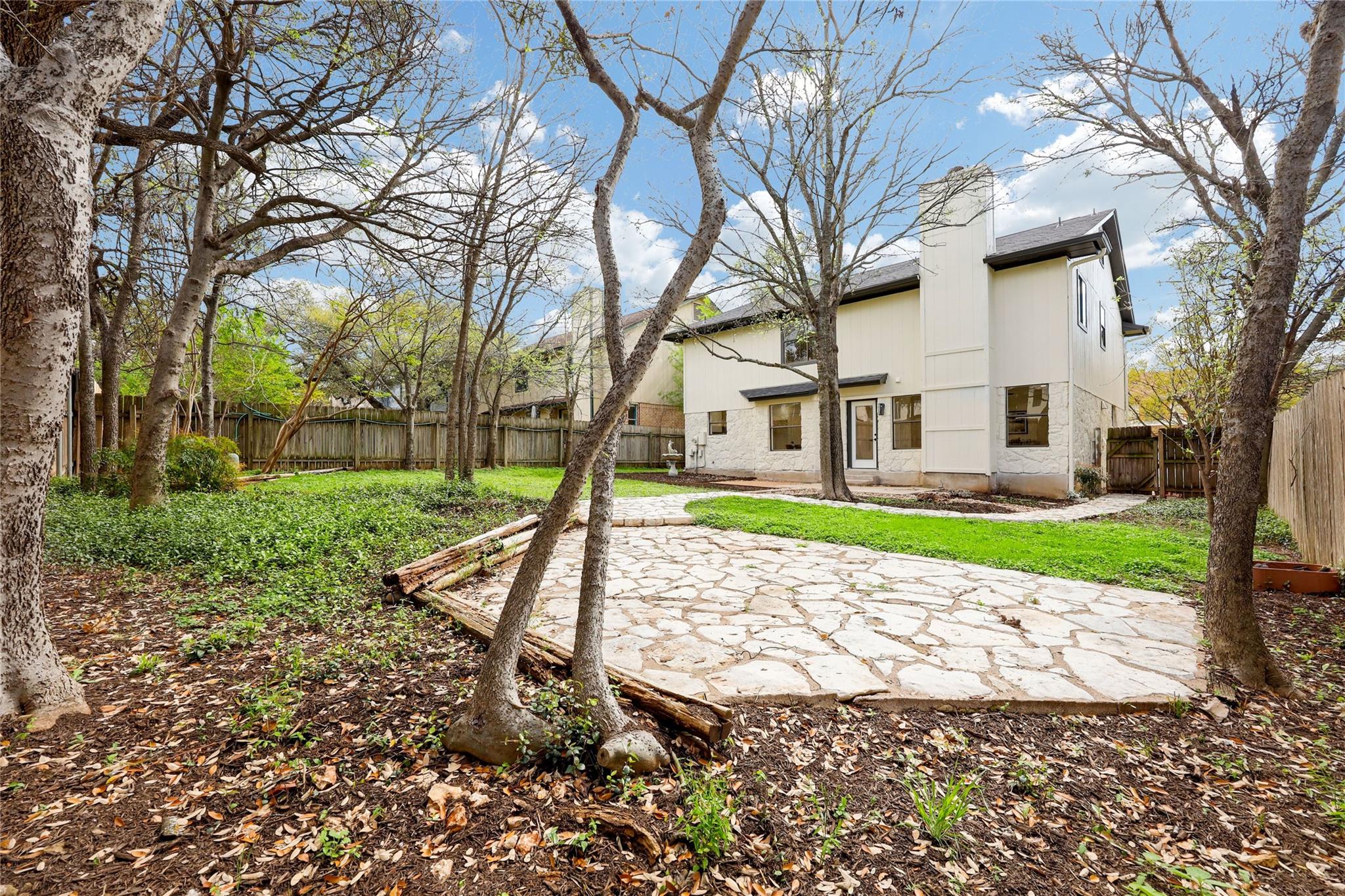 13265 Kerrville Folkway Dr, Austin, TX 78729