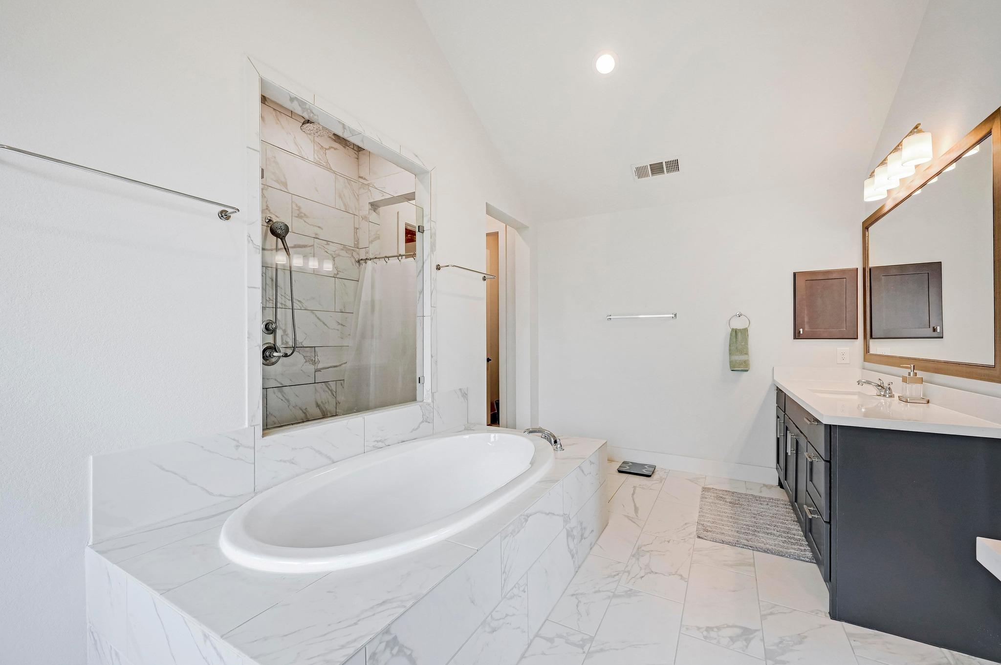 132 Lambs Ear Path, San Marcos, TX 78666