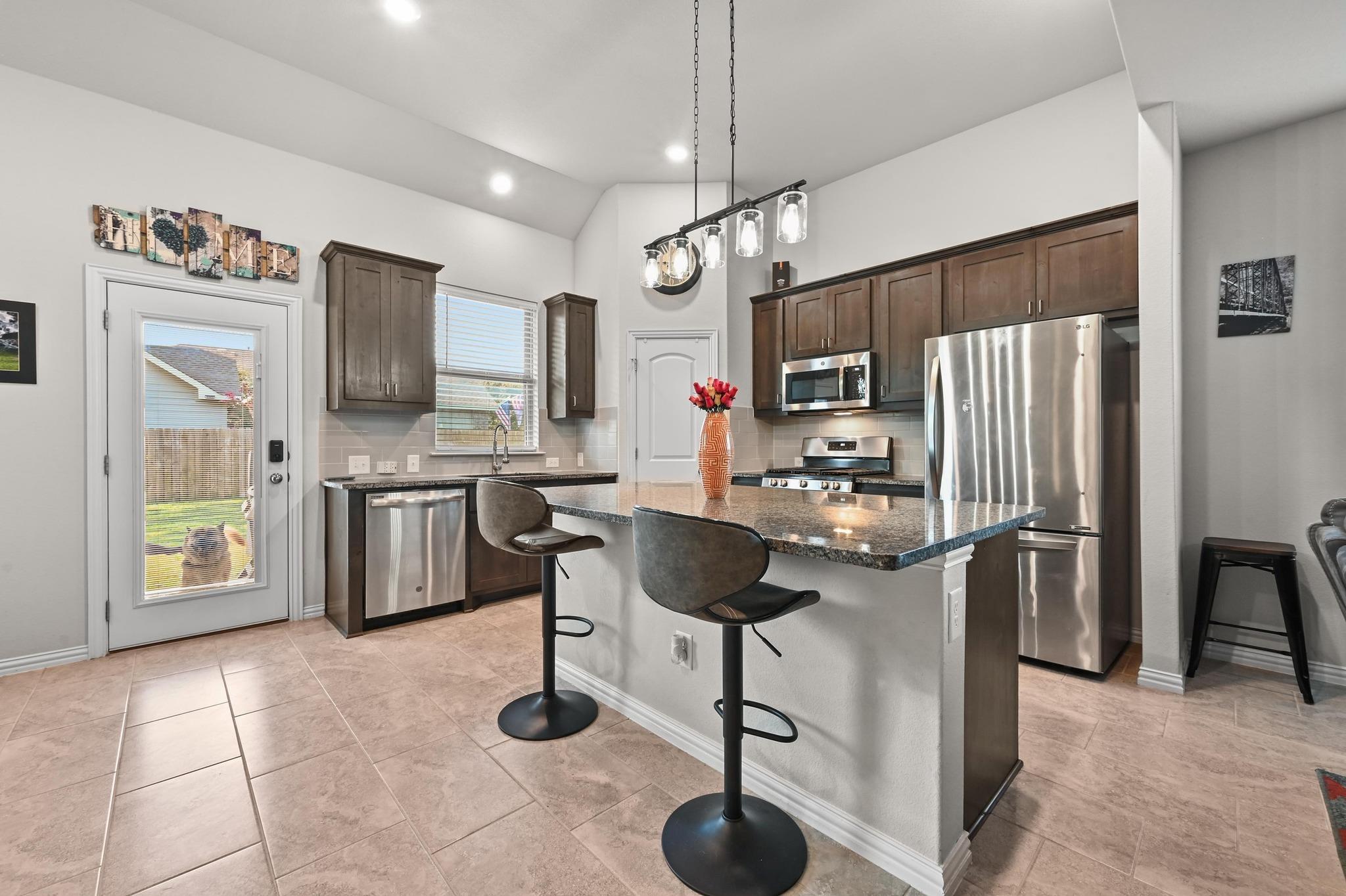 703 Patriot Dr, Buda, TX 78610