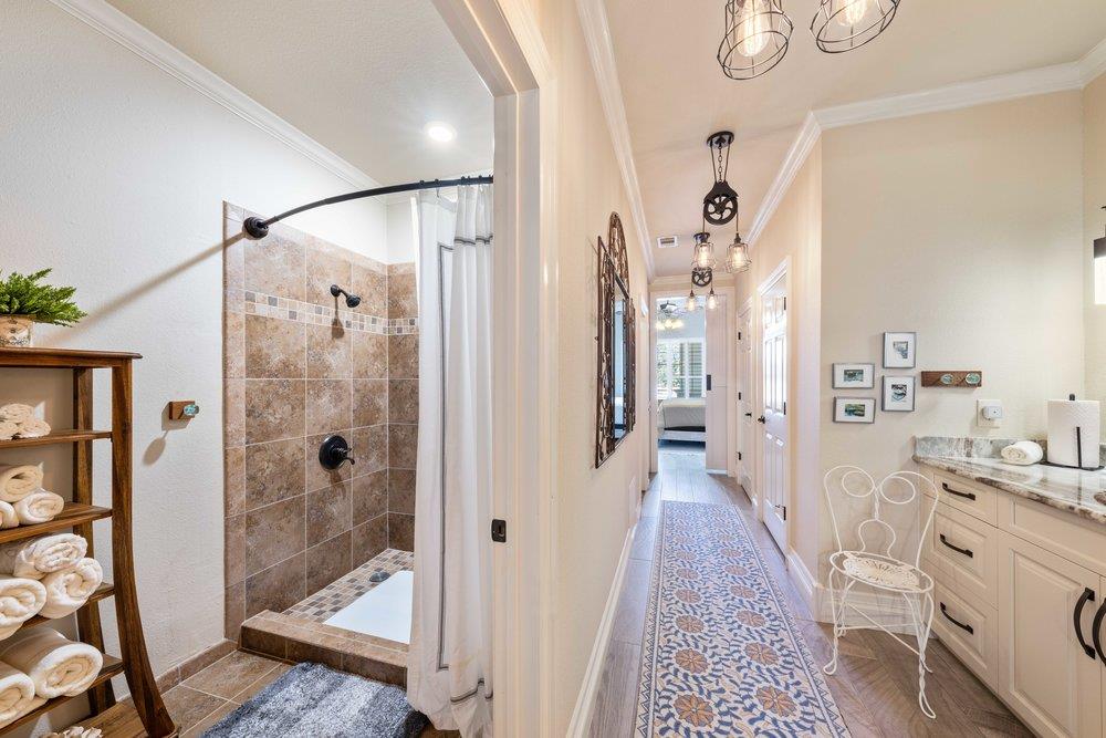 1694 County Road 102, Llano, TX 78643