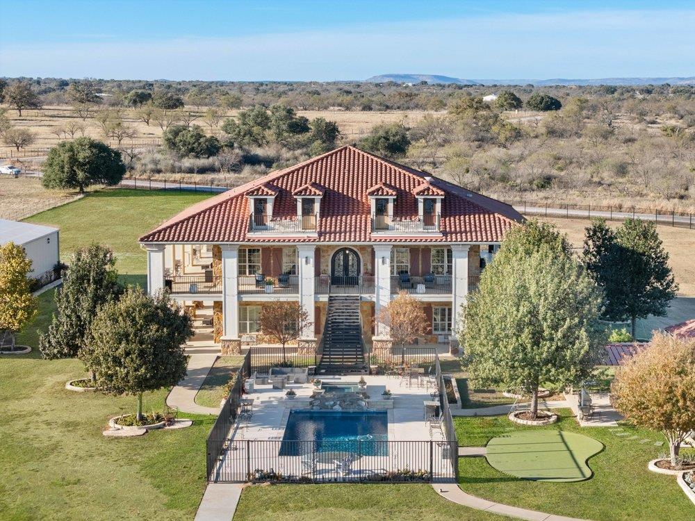 1694 County Road 102, Llano, TX 78643
