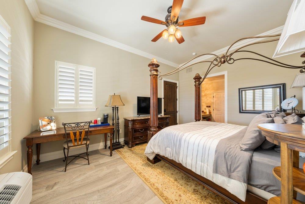 1694 County Road 102, Llano, TX 78643