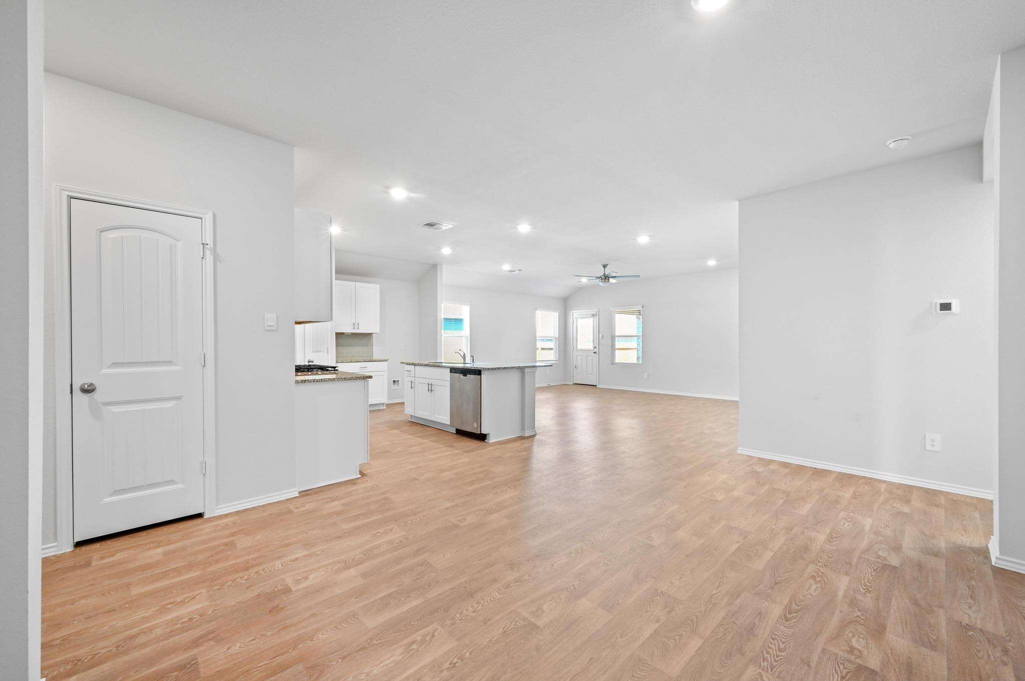 1806 Windsor Blvd, Lockhart, TX 78644