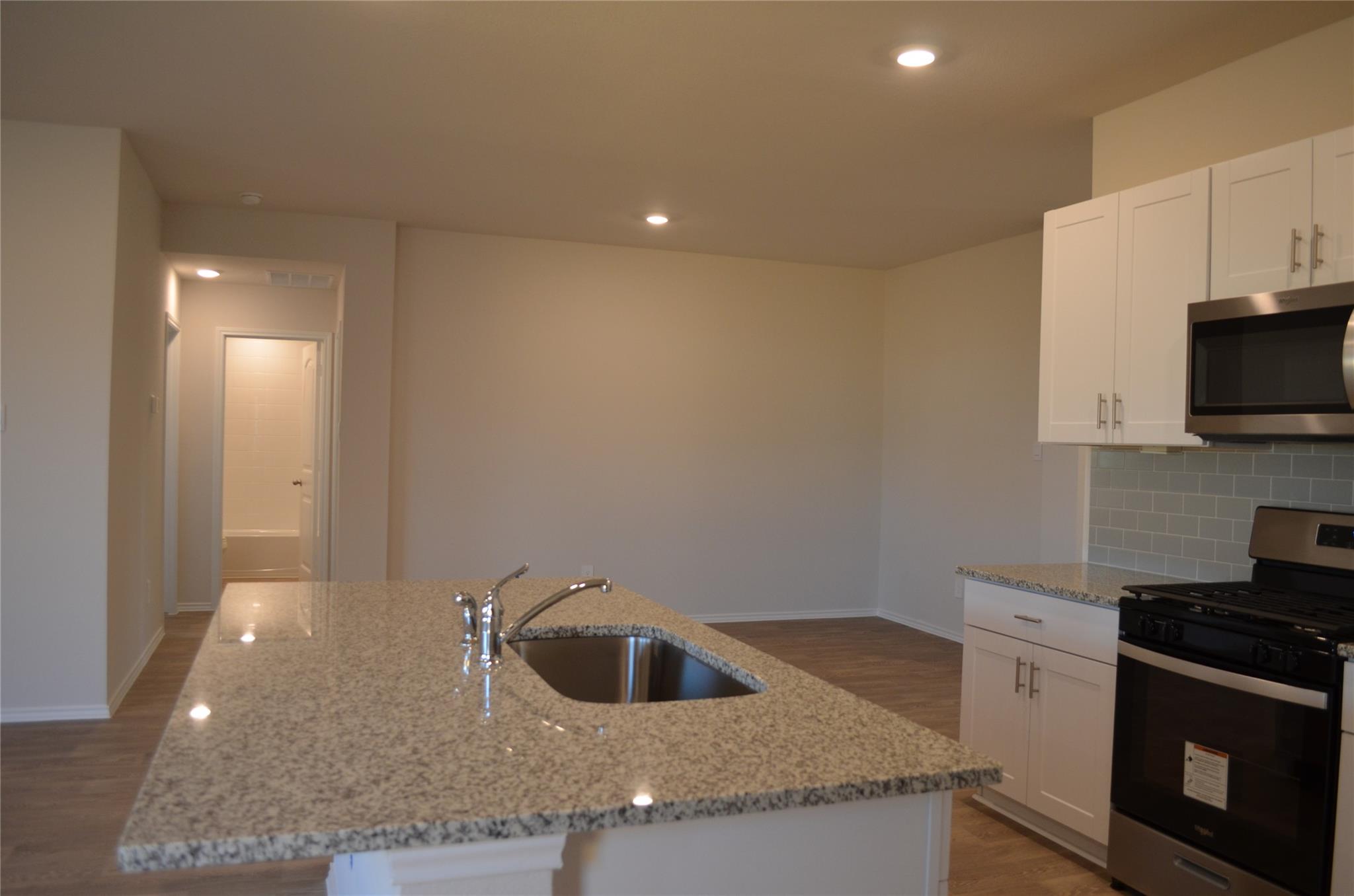 1806 Windsor Blvd, Lockhart, TX 78644