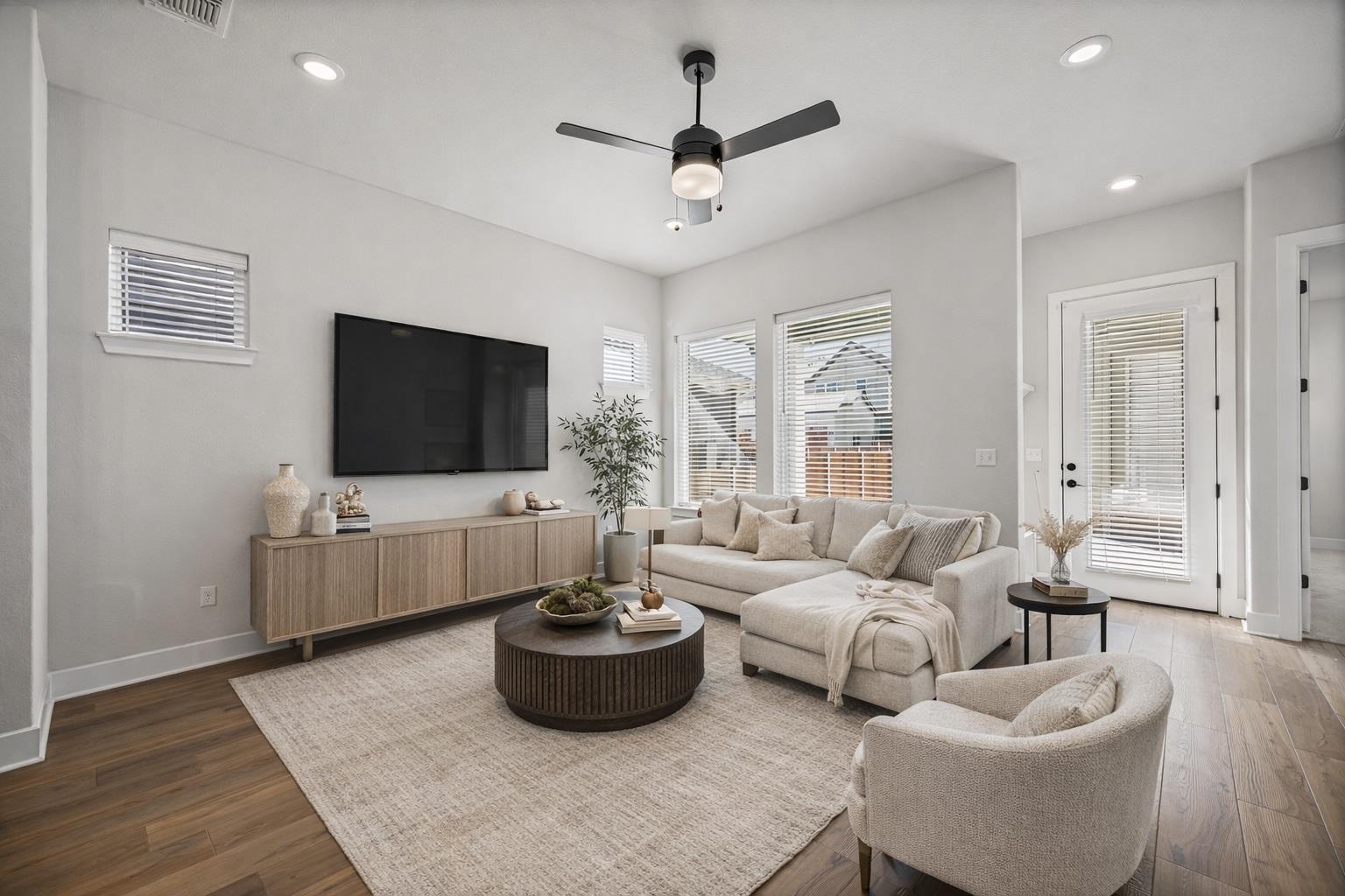 5806 Rangeland Rd, Austin, TX 78747