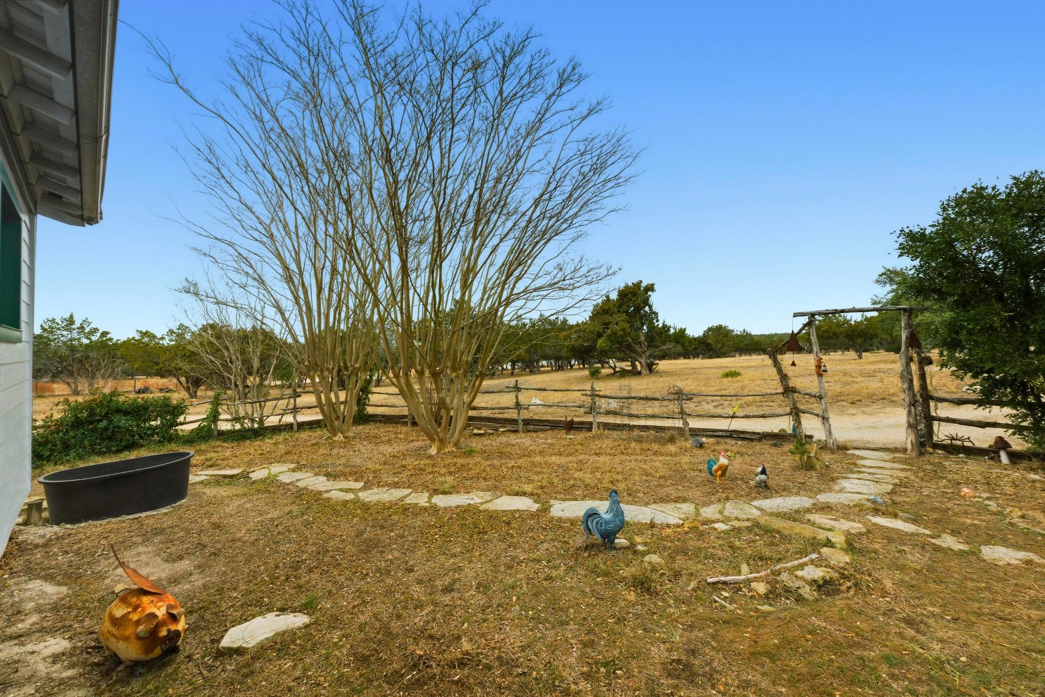 4808 W Fitzhugh Rd, Dripping Springs, TX 78620