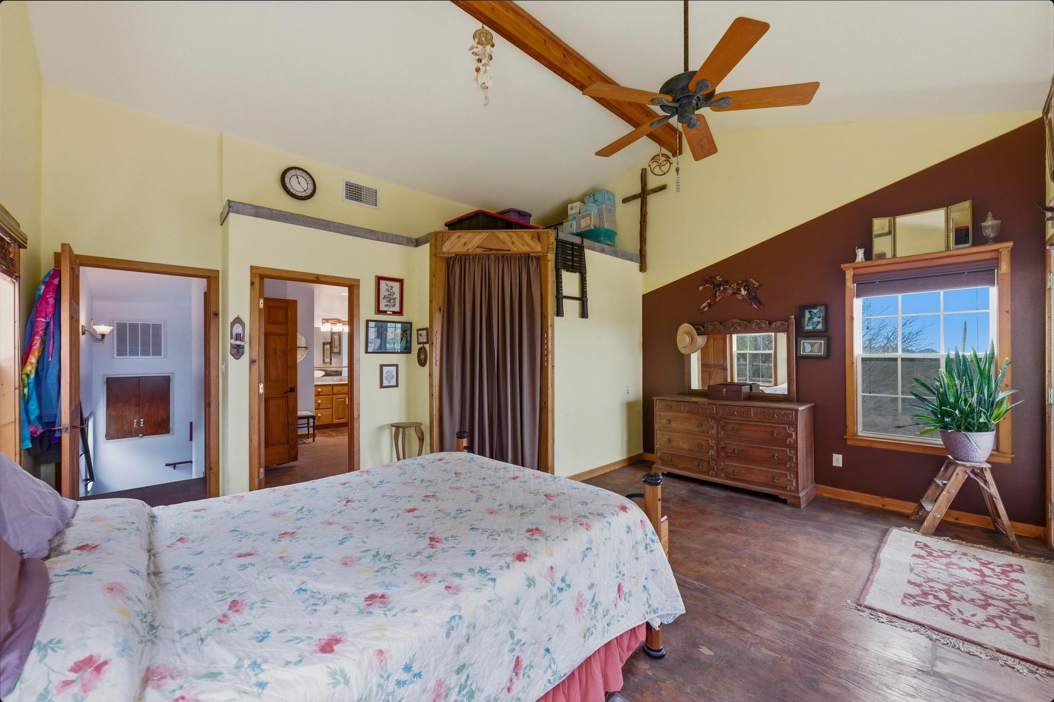 4808 W Fitzhugh Rd, Dripping Springs, TX 78620