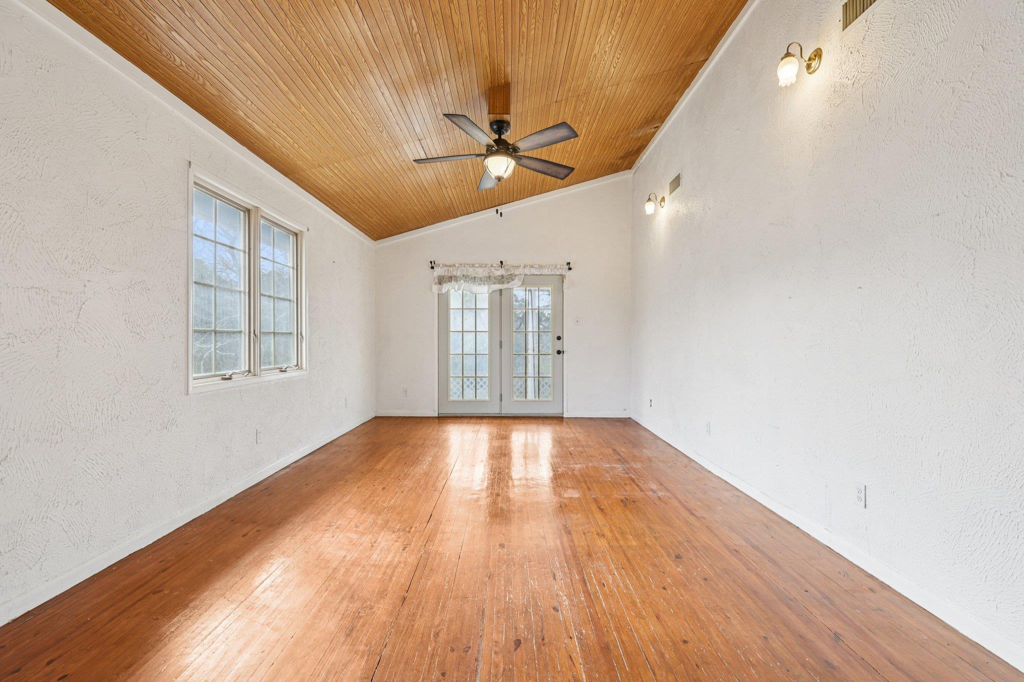 339 Cool Water Dr, Bastrop, TX 78602