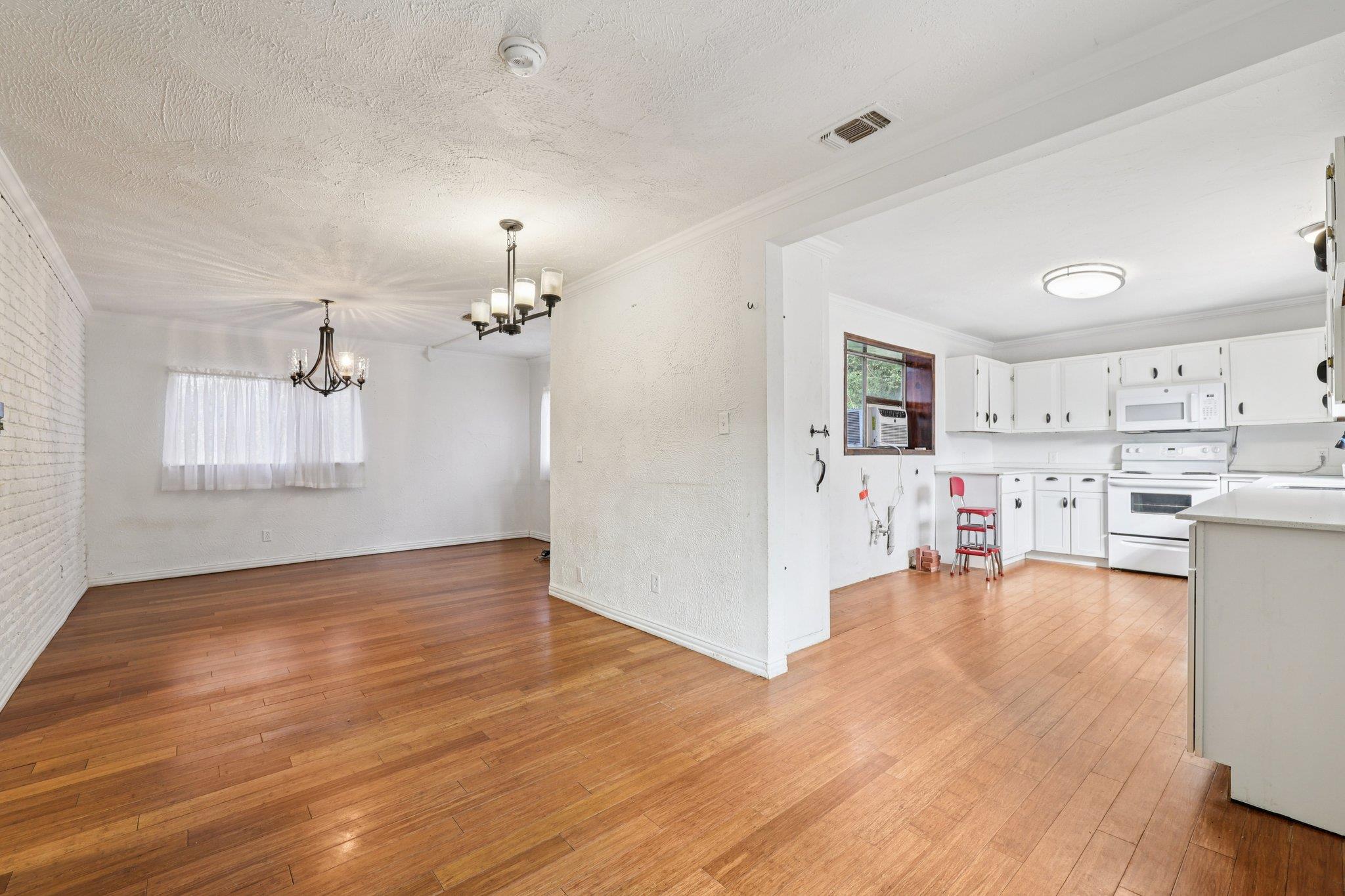 339 Cool Water Dr, Bastrop, TX 78602