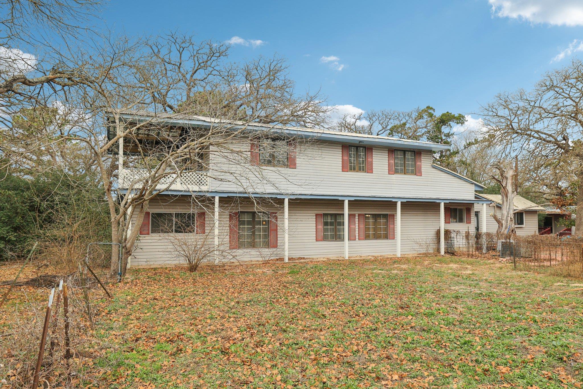 339 Cool Water Dr, Bastrop, TX 78602