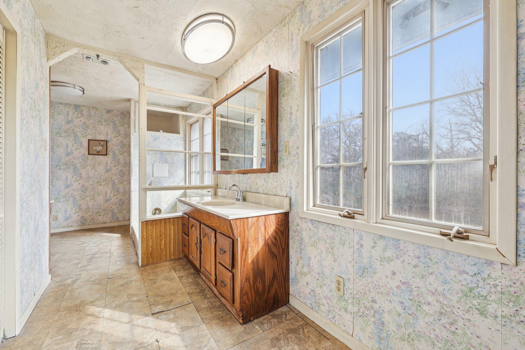 339 Cool Water Dr, Bastrop, TX 78602