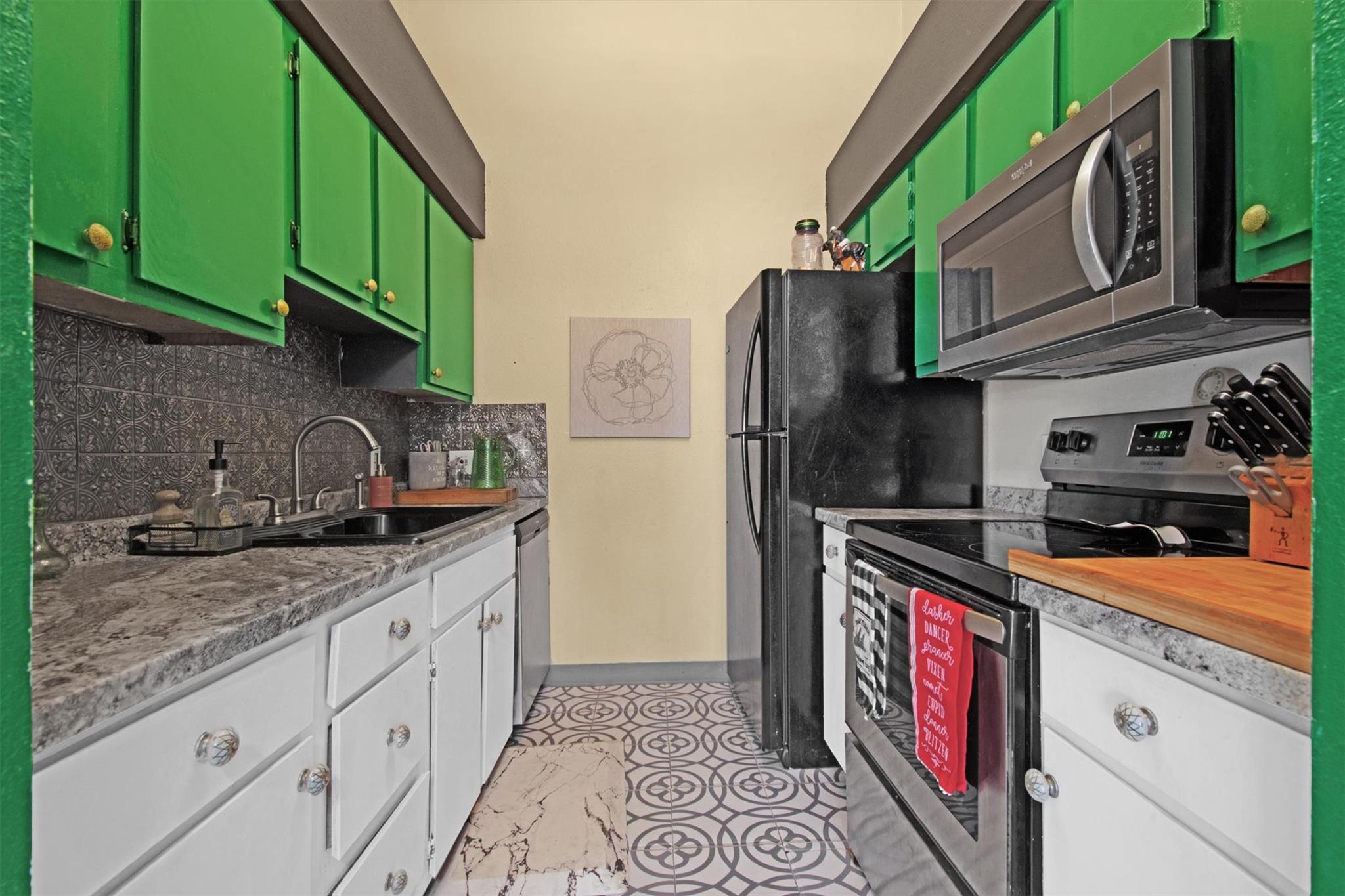 1705 Crossing Pl # A109, Austin, TX 78741