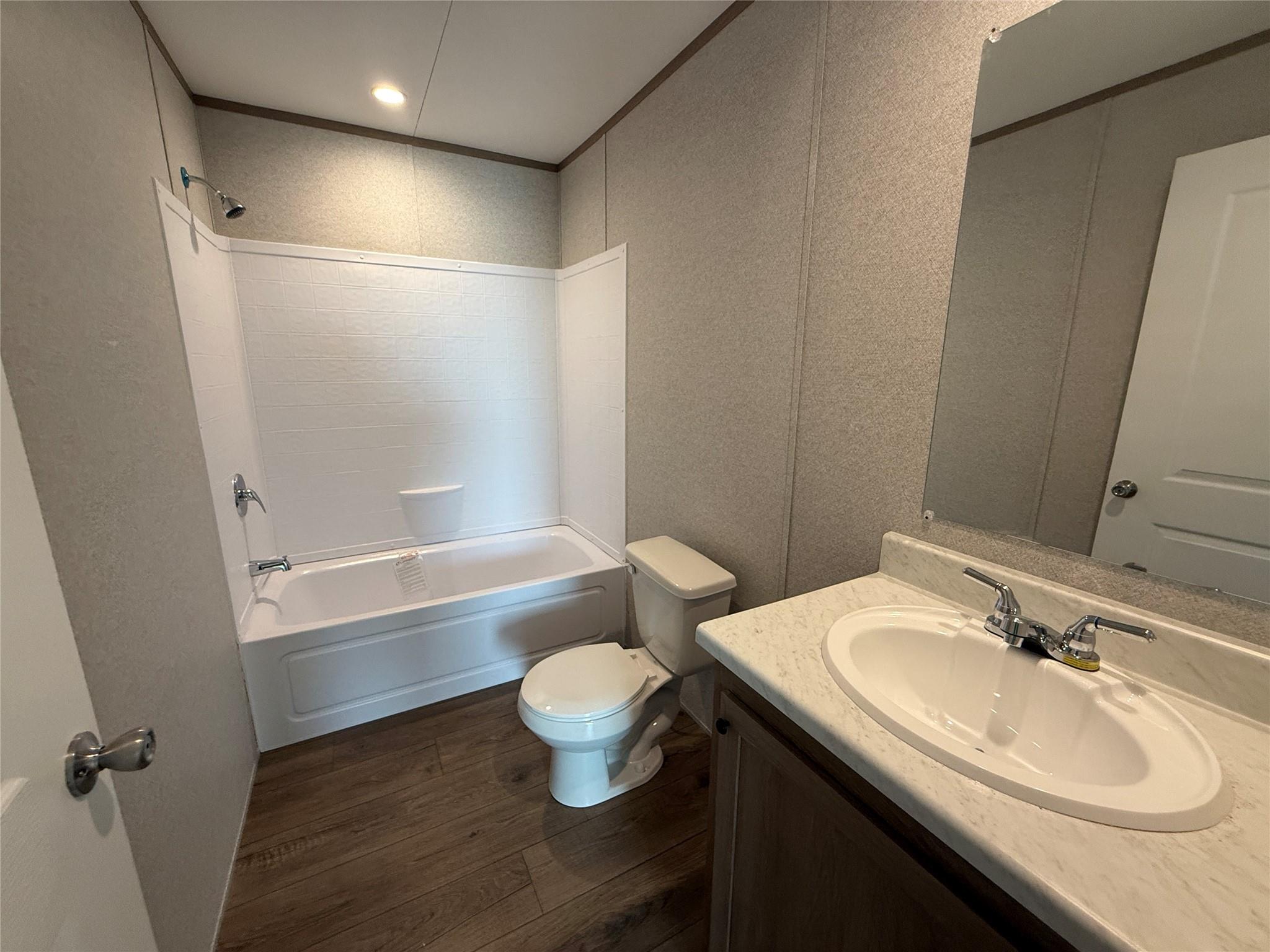 175 Altidore Dr, Dale, TX 78616