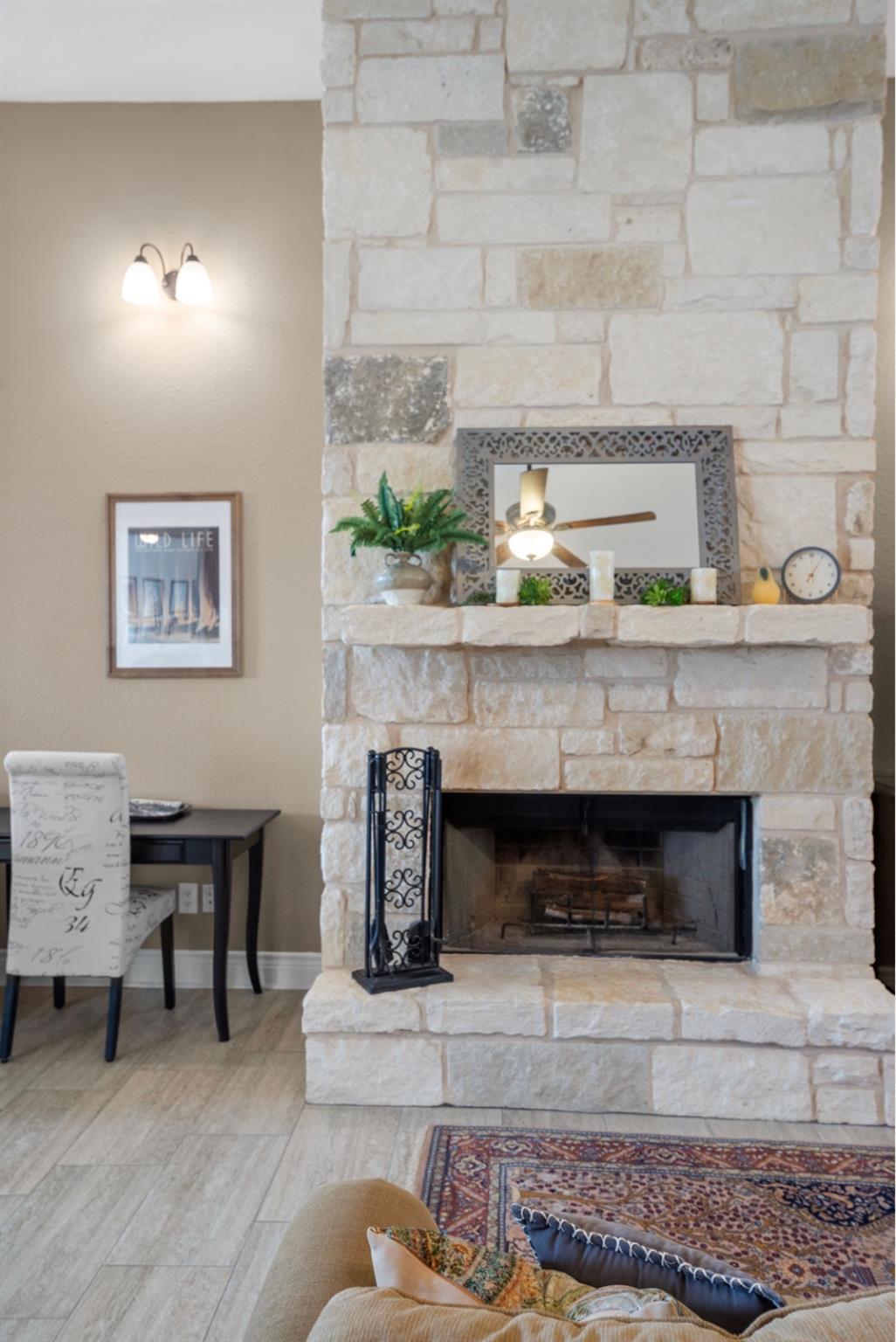 201 Greenridge Ln, Dripping Springs, TX 78620