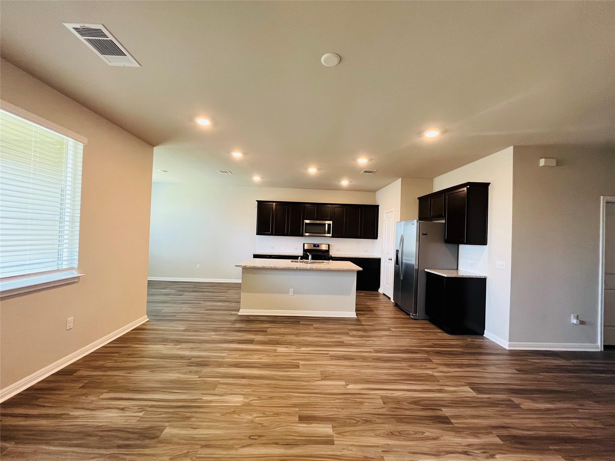 121 Arrowhead Vine St, Leander, TX 78641