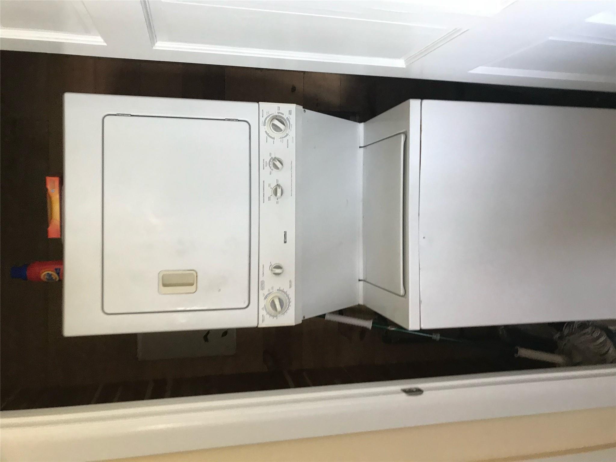 19600 Bee Creek Tavern Rd # B, Spicewood, TX 78669