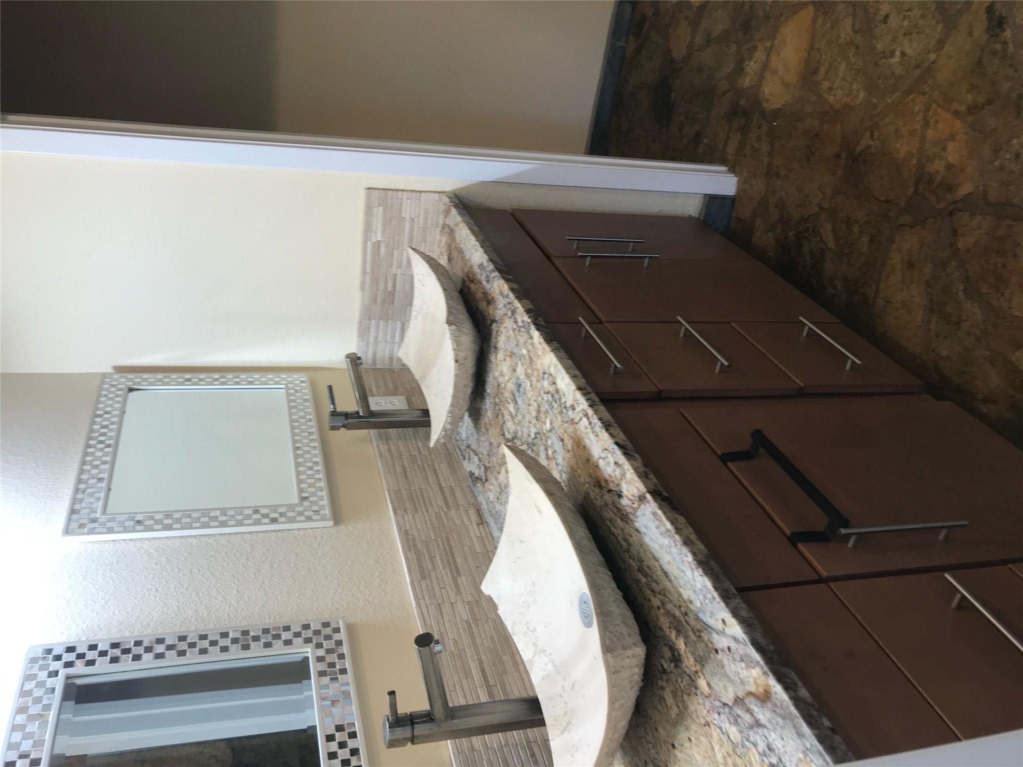 19600 Bee Creek Tavern Rd # B, Spicewood, TX 78669