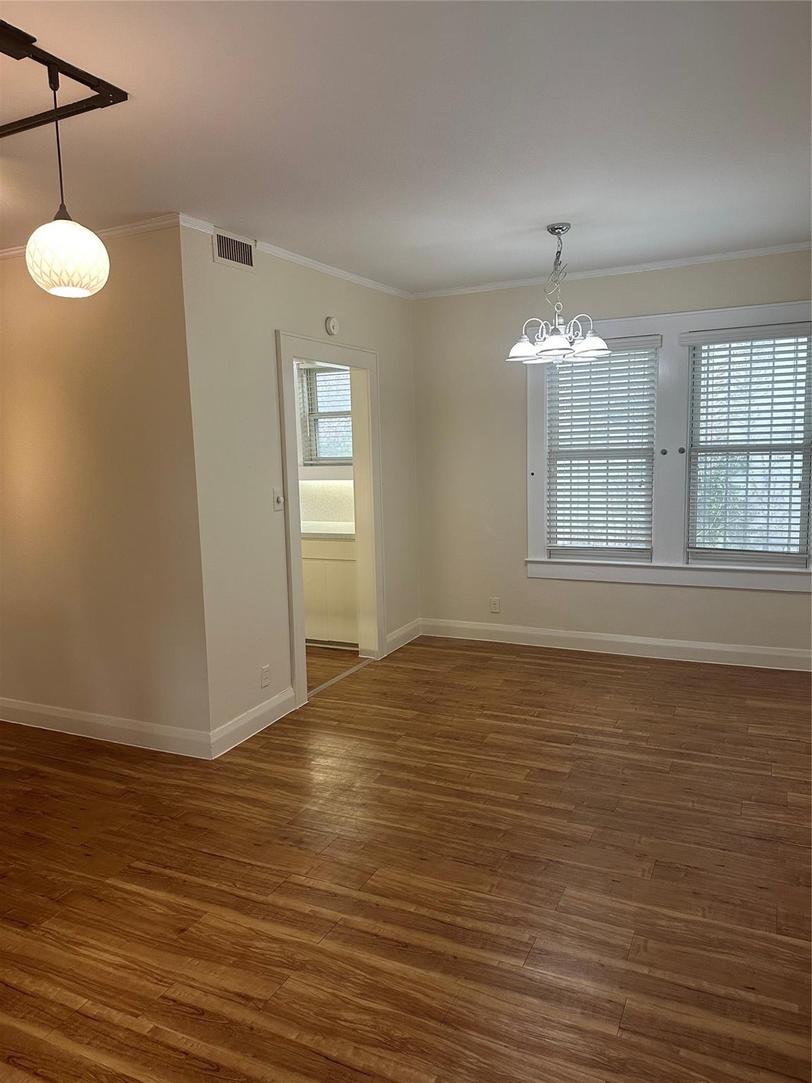 800 San Antonio St # 504 W 8th, Austin, TX 78701