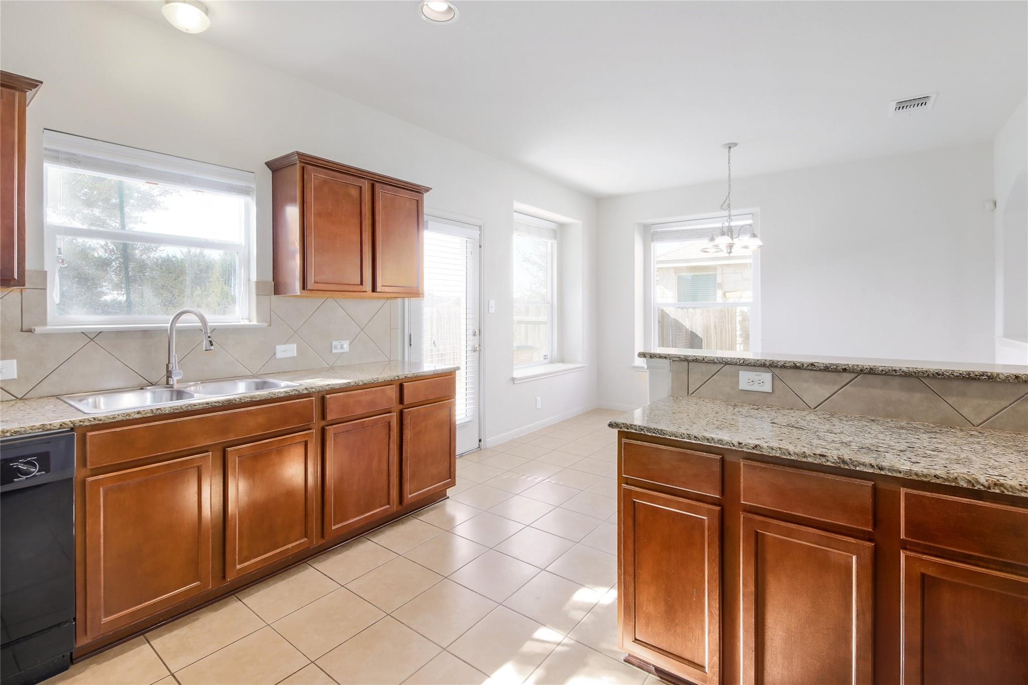 2217 Nestlewood Dr, Austin, TX 78754