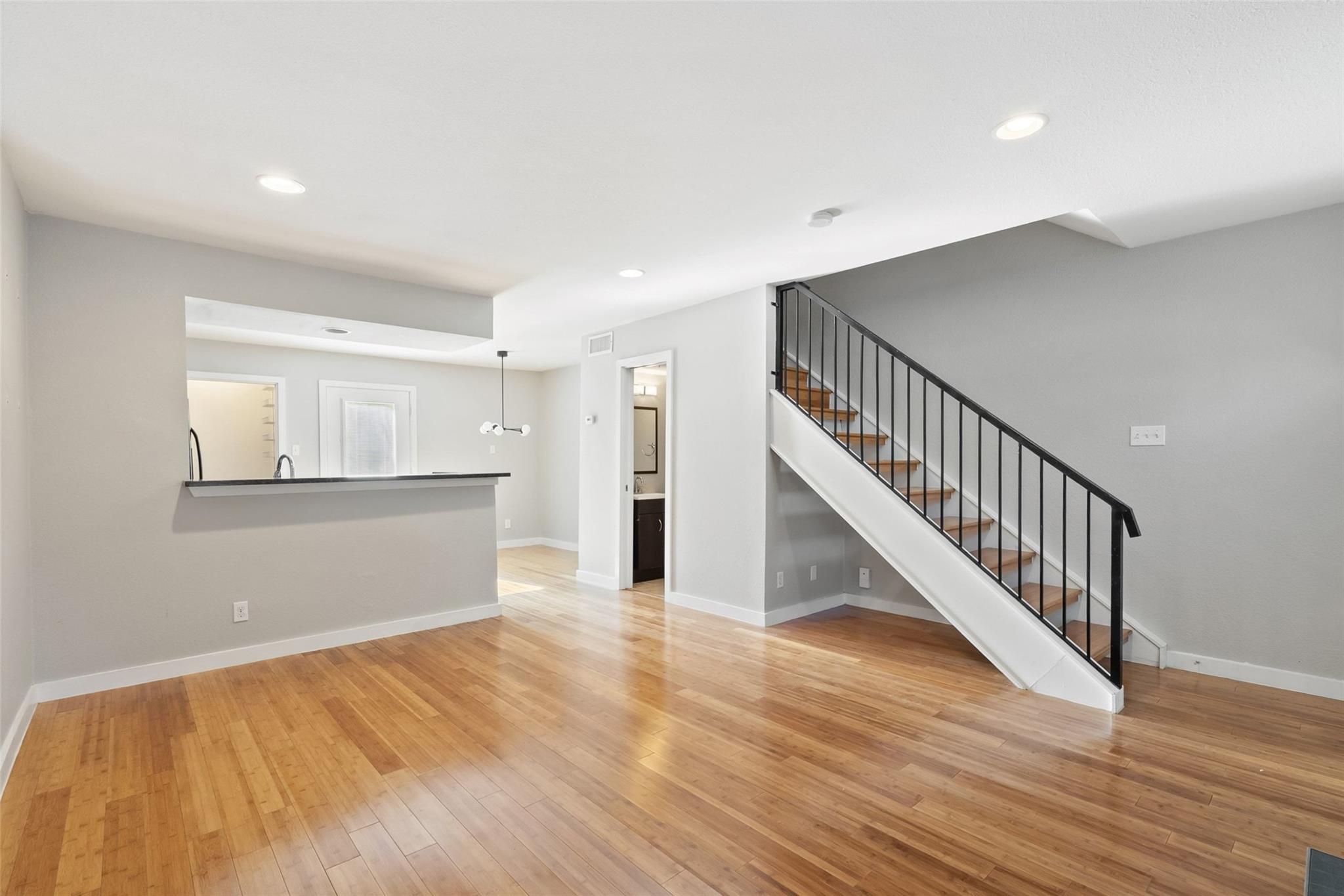 3601 Menchaca Rd # 117, Austin, TX 78704