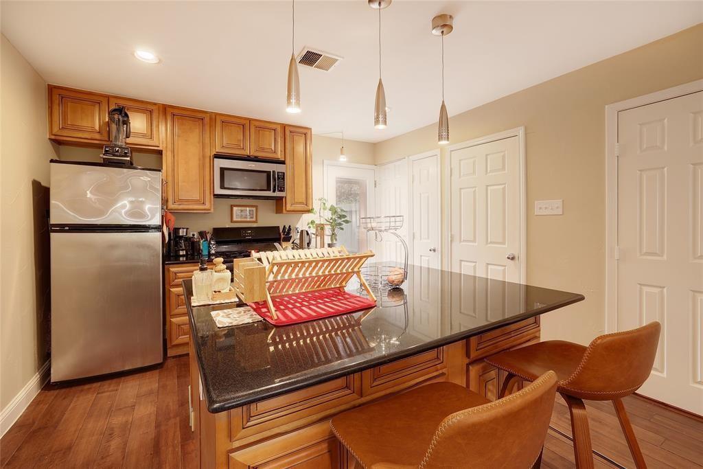 1911 Lightsey Rd # A, Austin, TX 78704