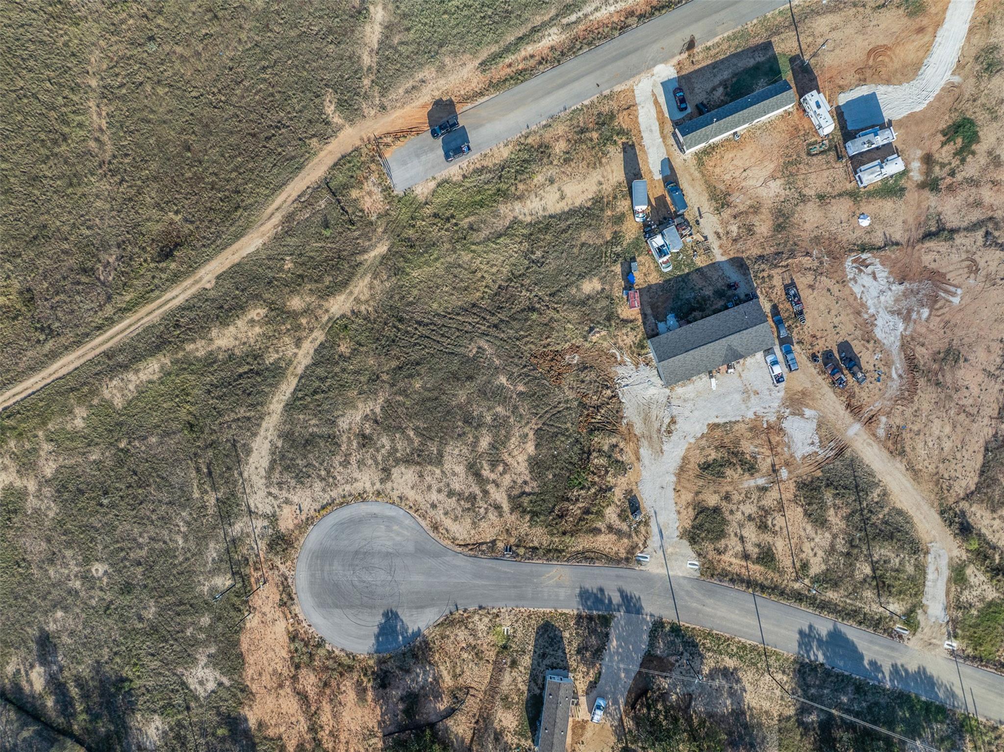 156 Grace Ln, Dale, TX 78616