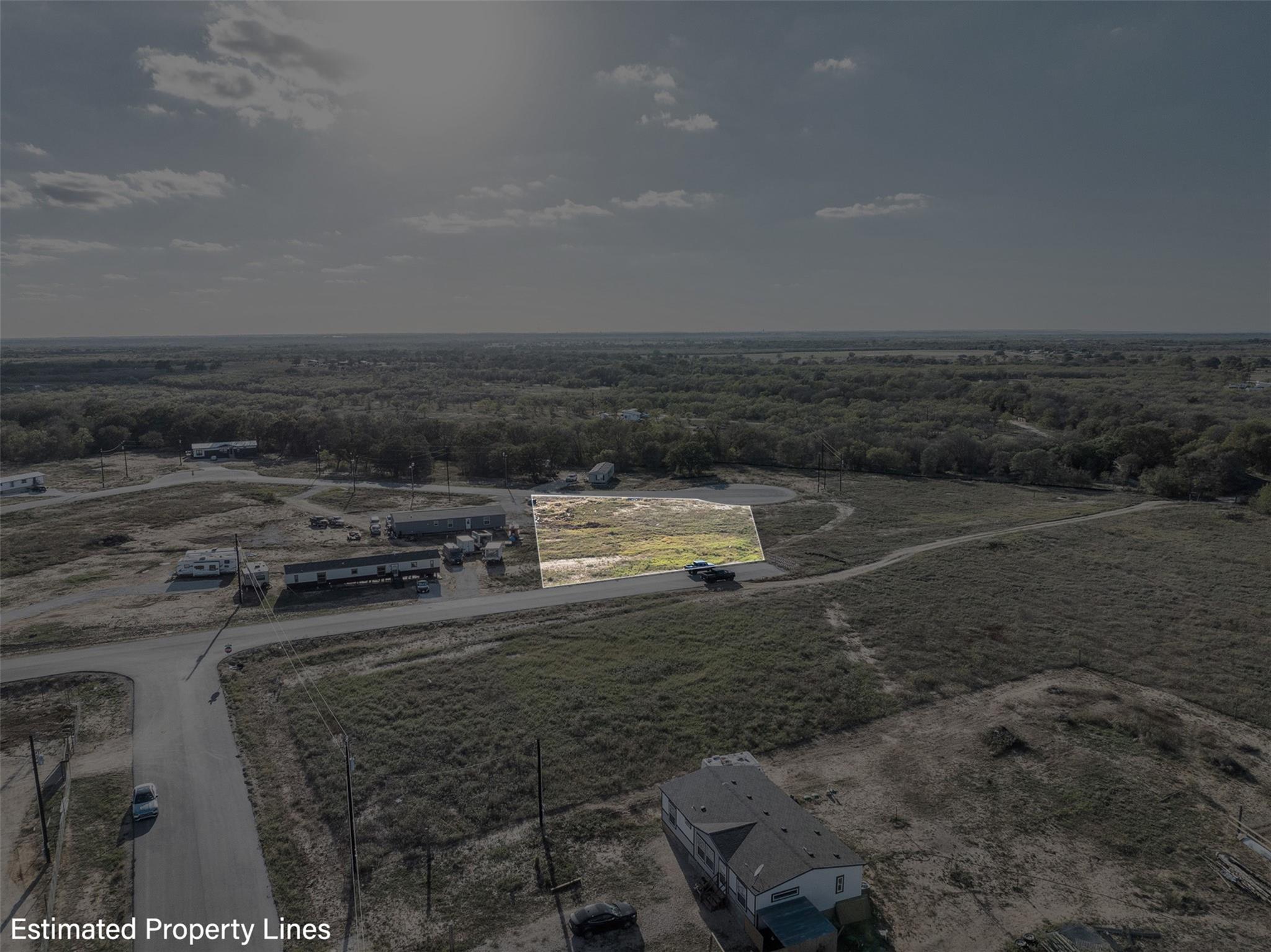 156 Grace Ln, Dale, TX 78616