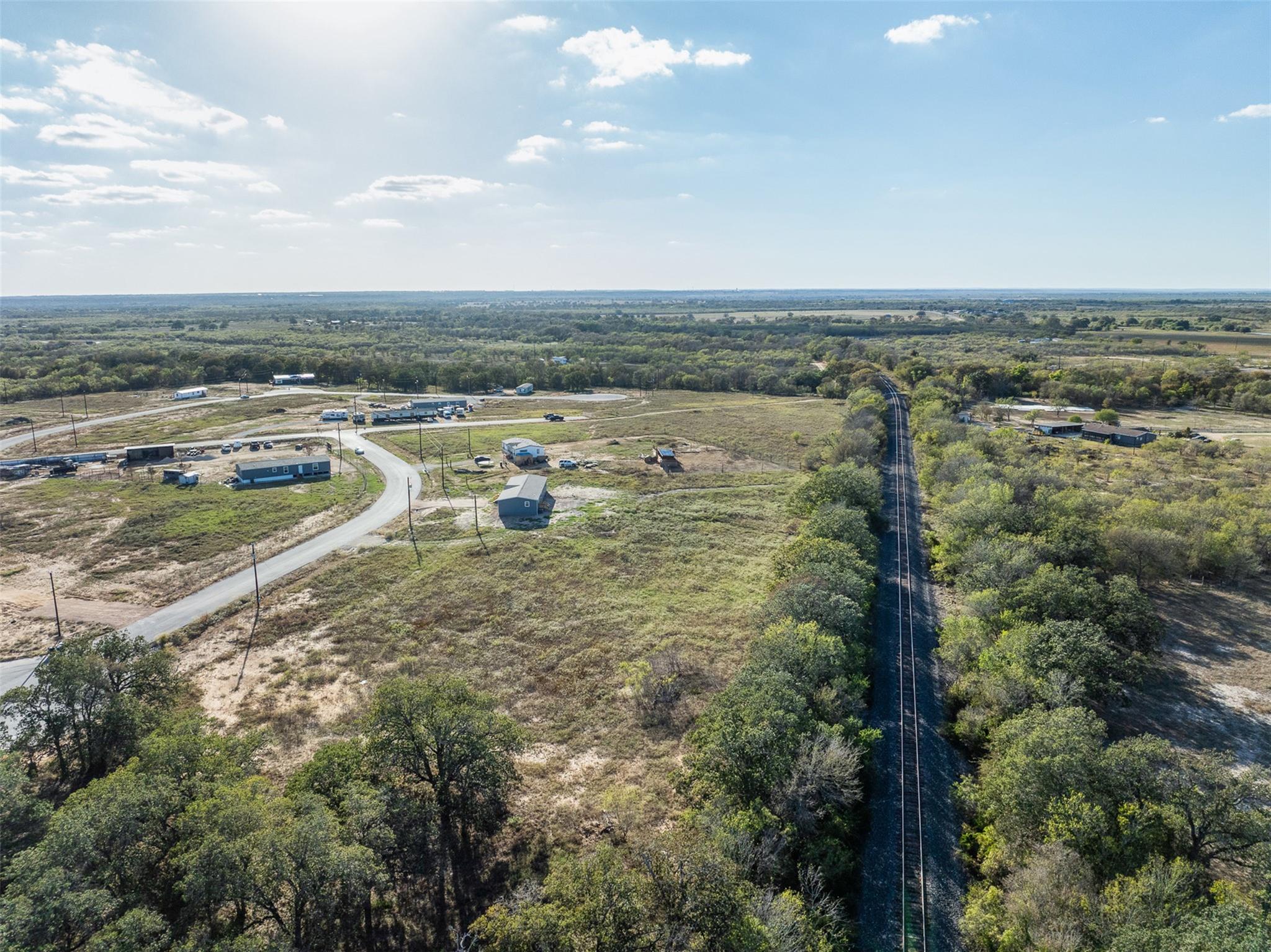 150 Azalea Cor, Dale, TX 78616