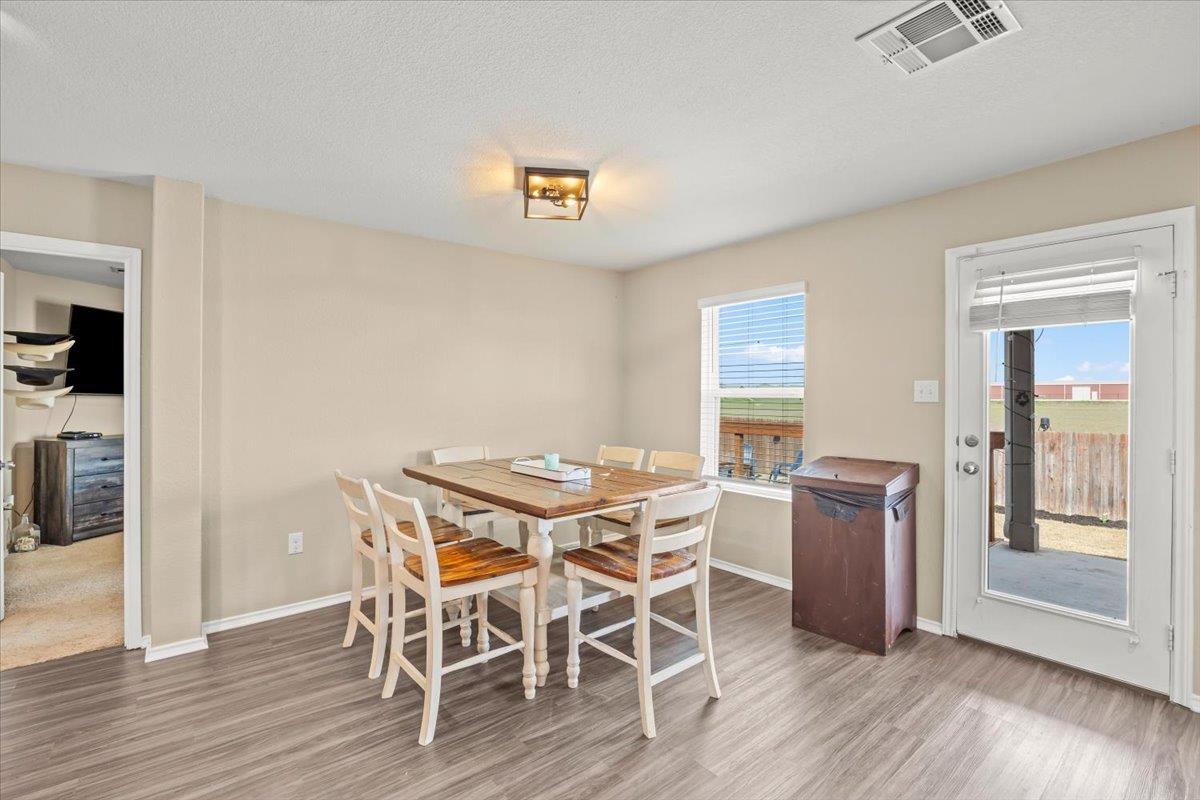 342 Kowald Ln N, New Braunfels, TX 78130