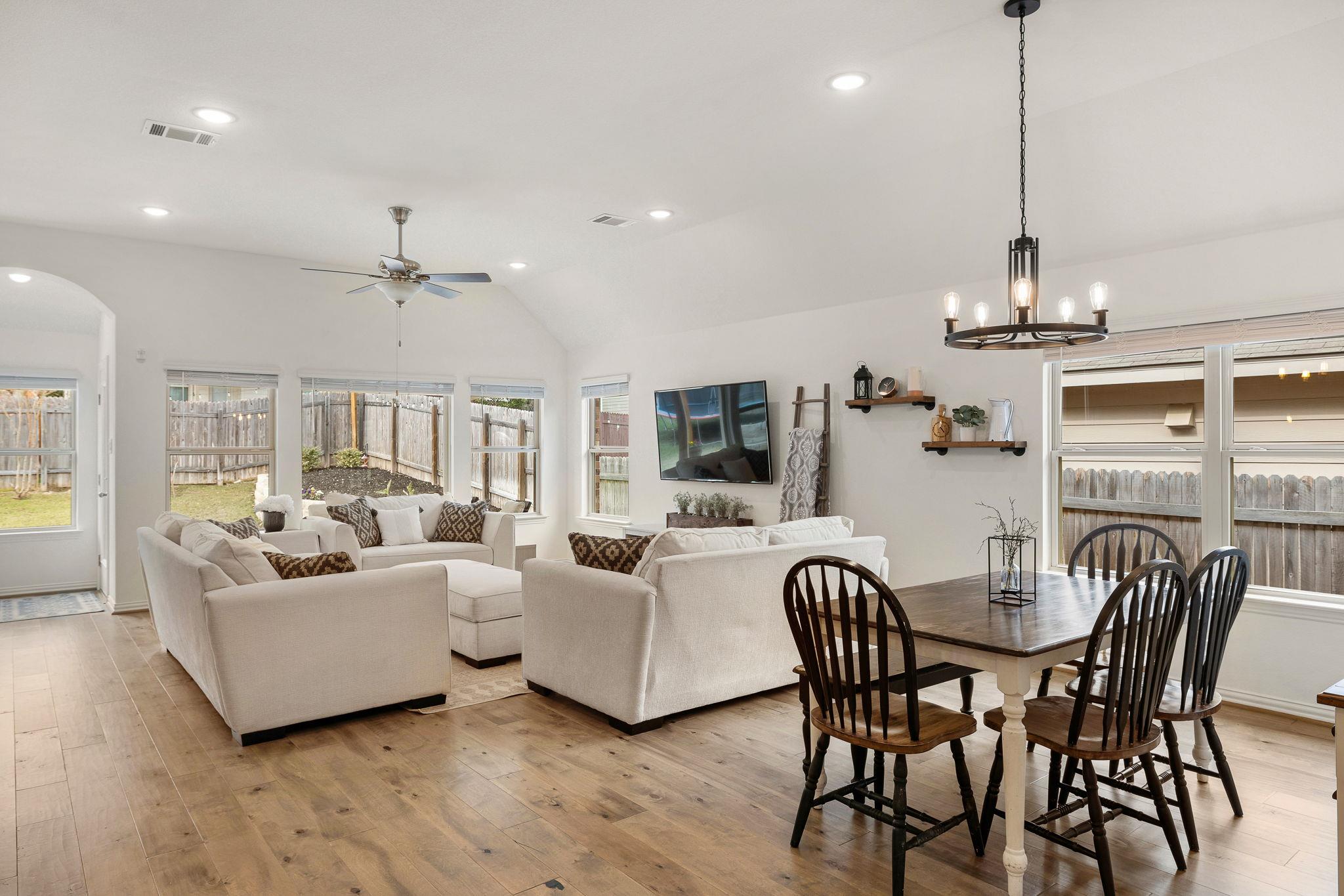 421 Red Matador Ln, Leander, TX 78641