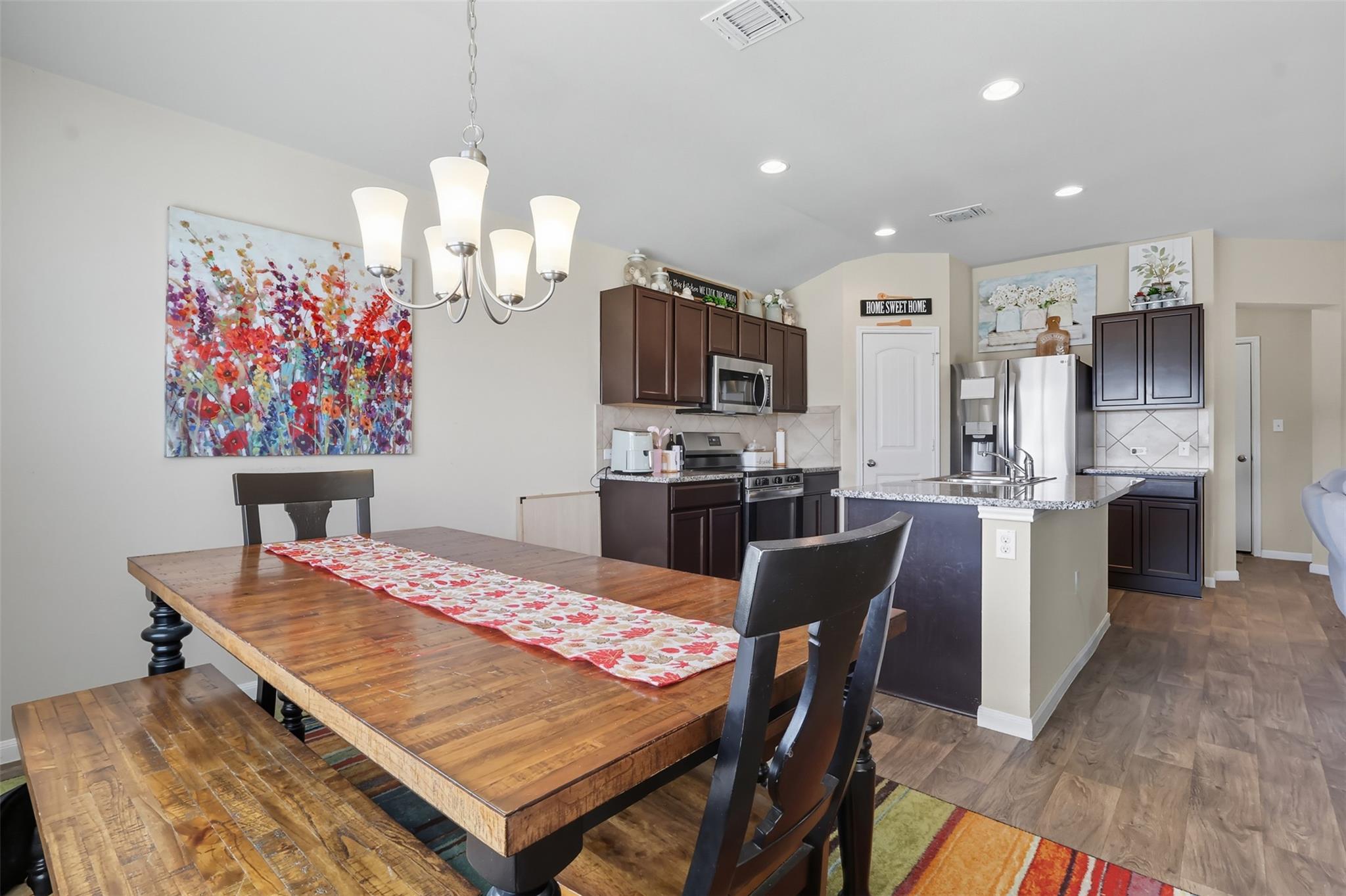 147 Sulphur River Loop, Hutto, TX 78634