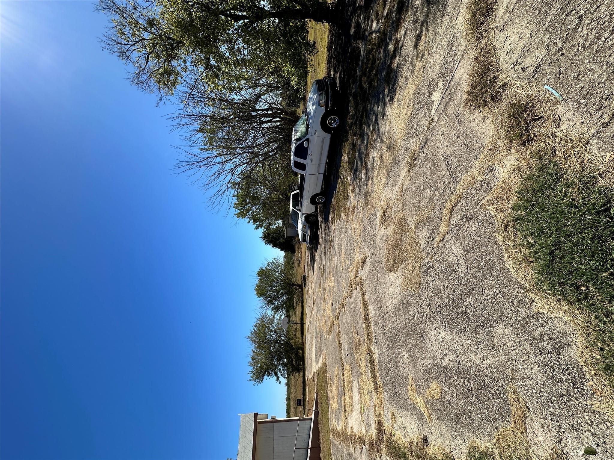 125 2nd Ave, Taylor, TX 76574