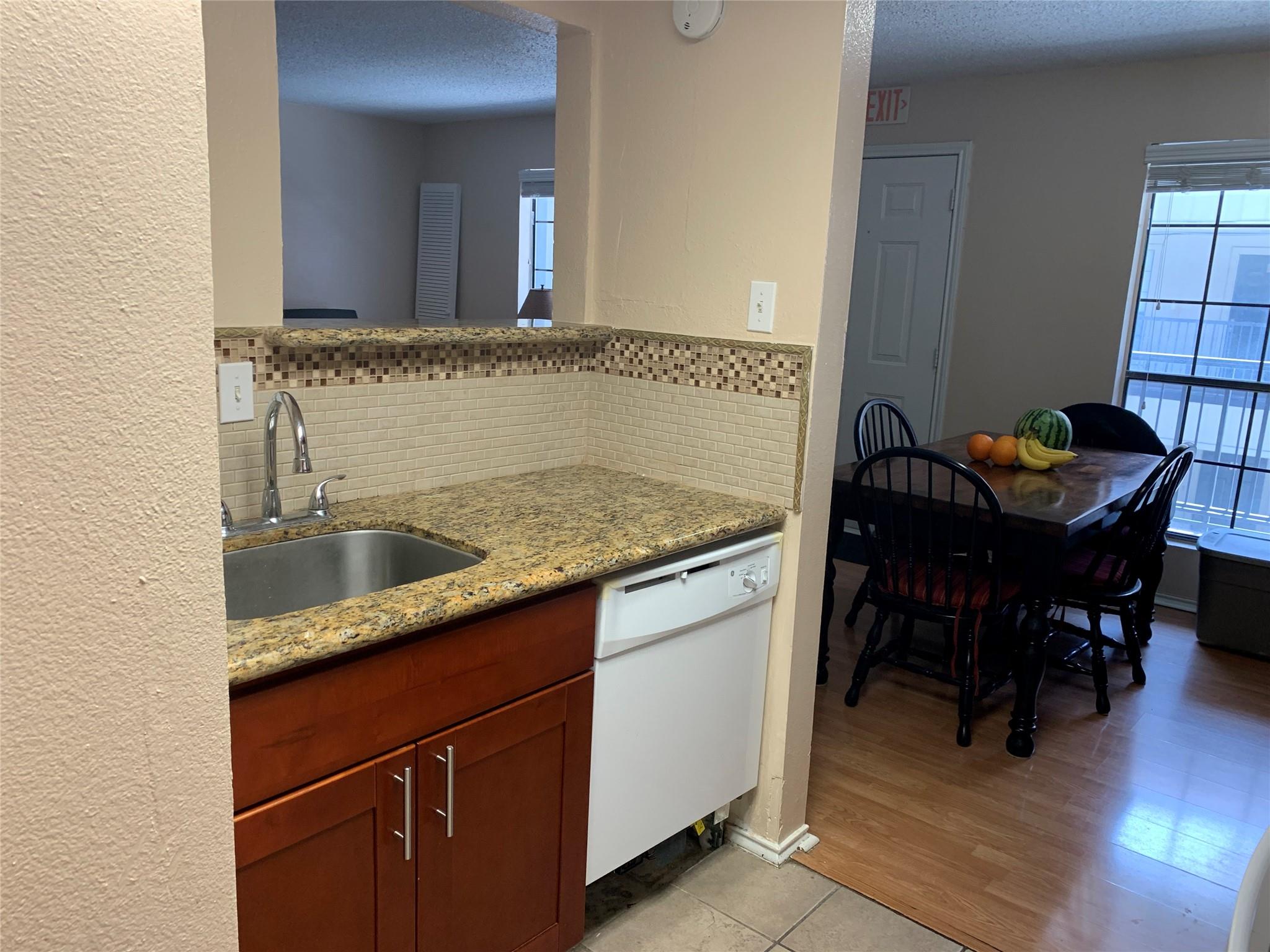 2401 Leon St # 203, Austin, TX 78705