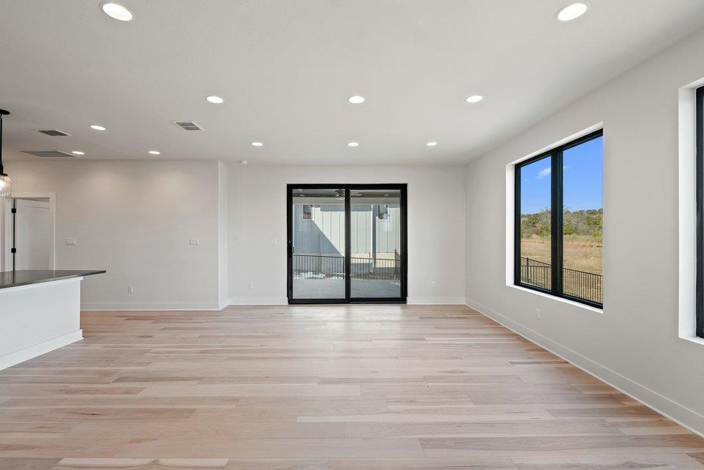 711 N Paleface Ranch Rd # 8, Spicewood, TX 78669