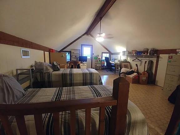 105 Red Tip Ln, Brenham, TX 77833