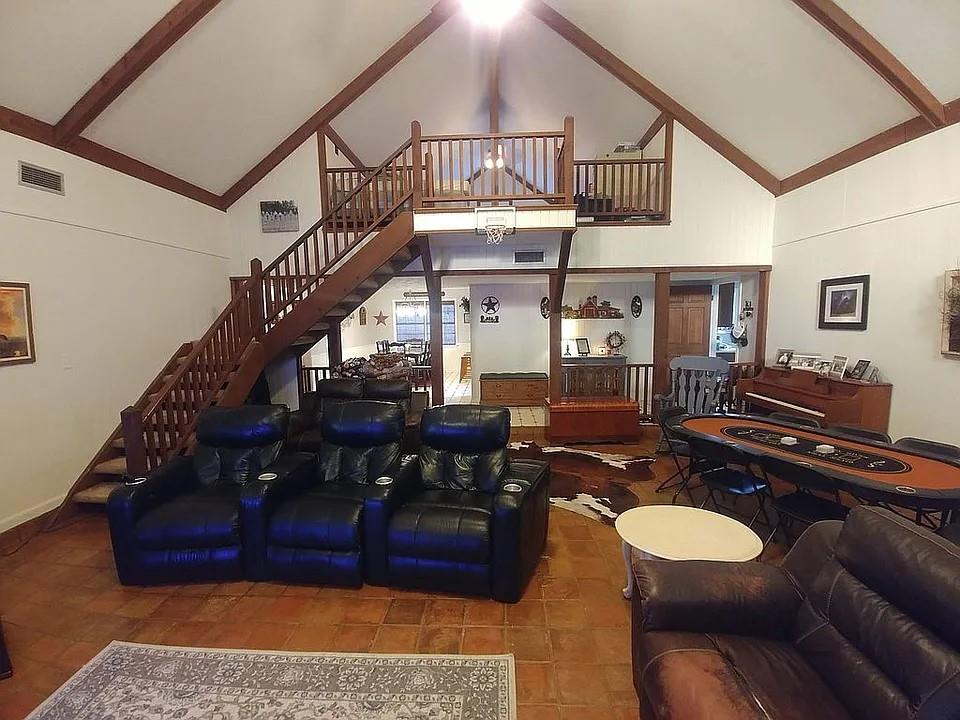 105 Red Tip Ln, Brenham, TX 77833