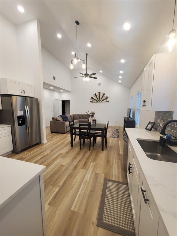 105 Red Tip Ln, Brenham, TX 77833